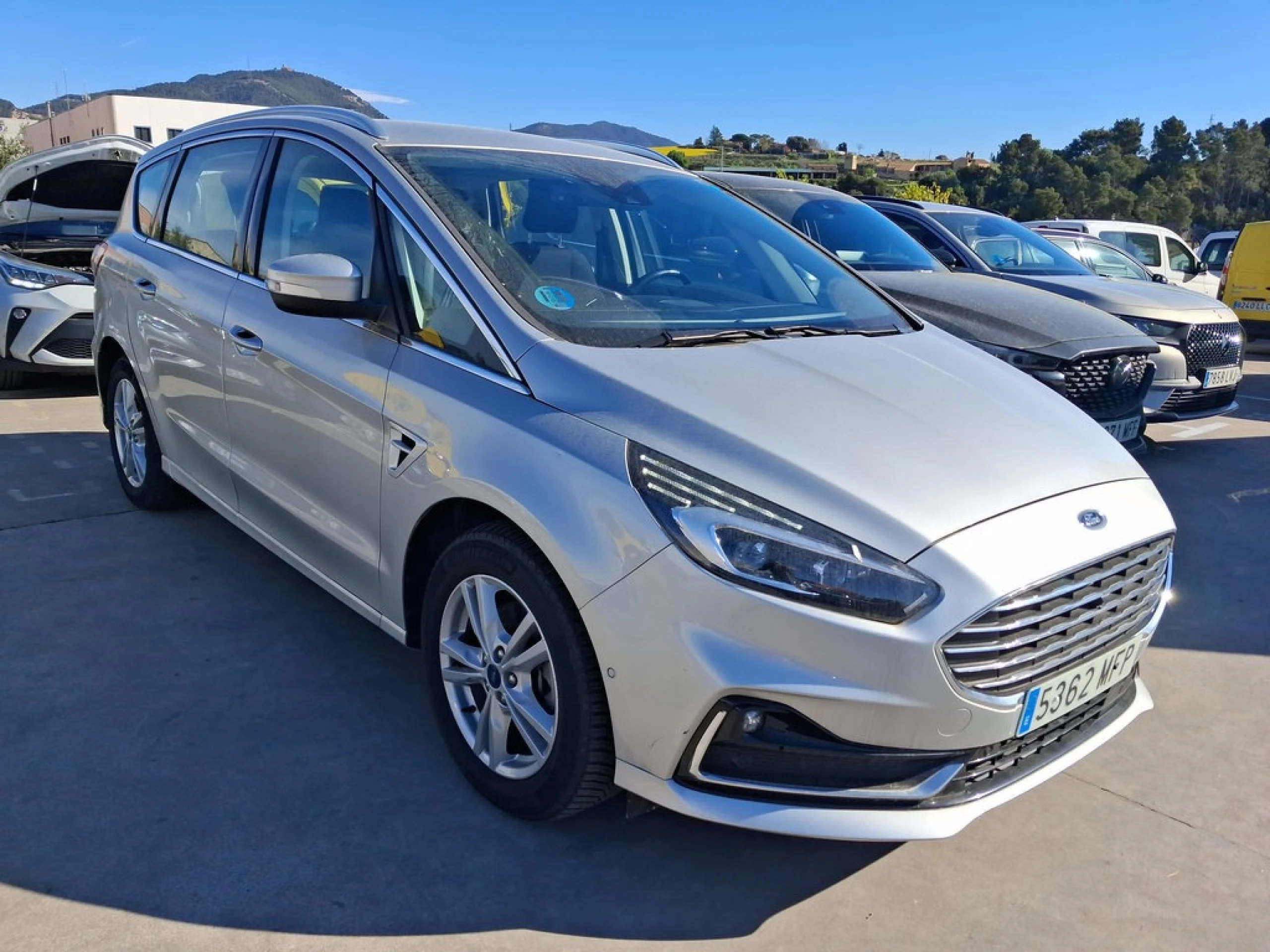 Ford S-Max 2.5 Duratec Atkin. FHEV 140kW Titanium 7 - Foto 3