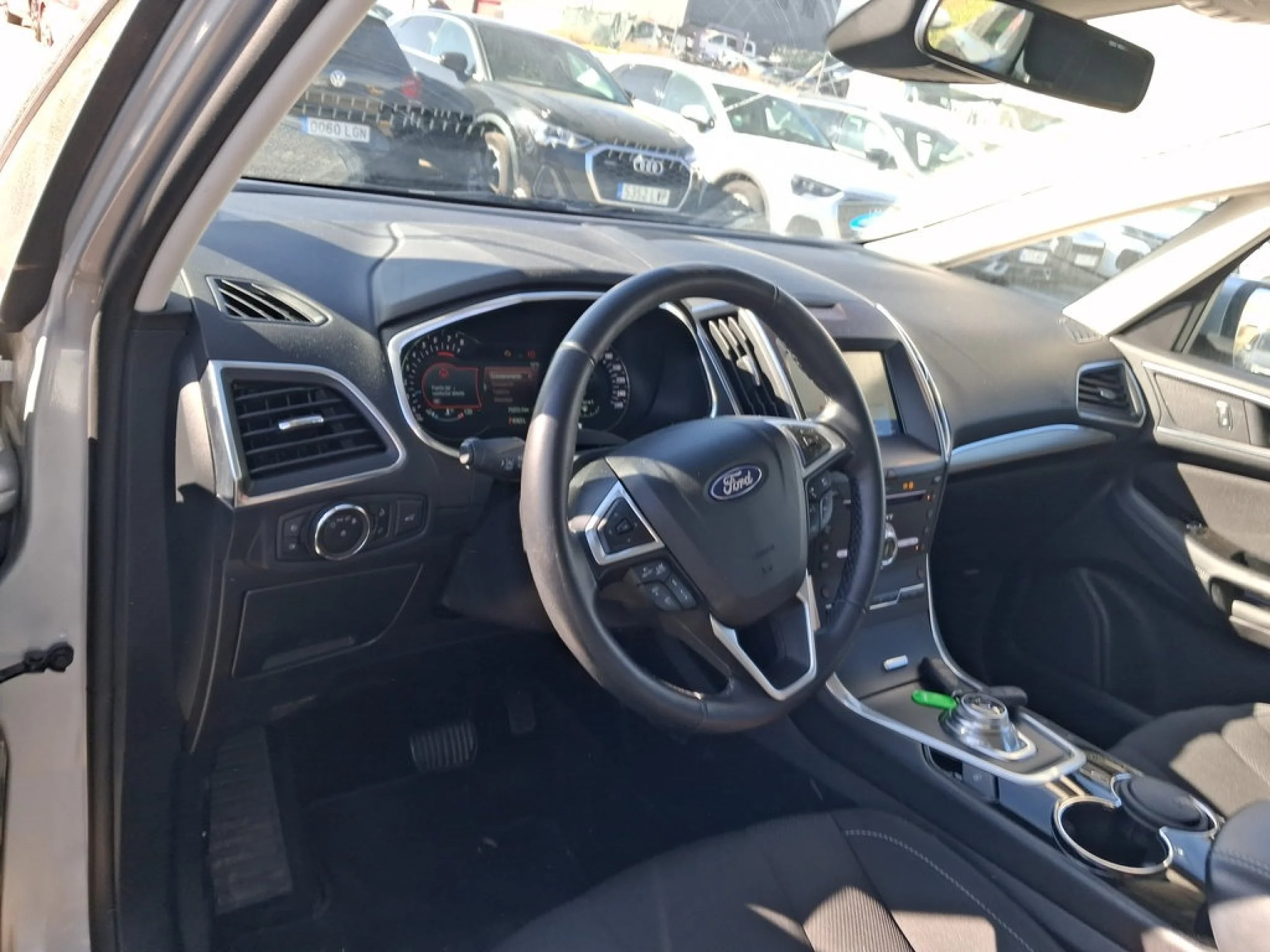 Ford S-Max 2.5 Duratec Atkin. FHEV 140kW Titanium 7 - Foto 7