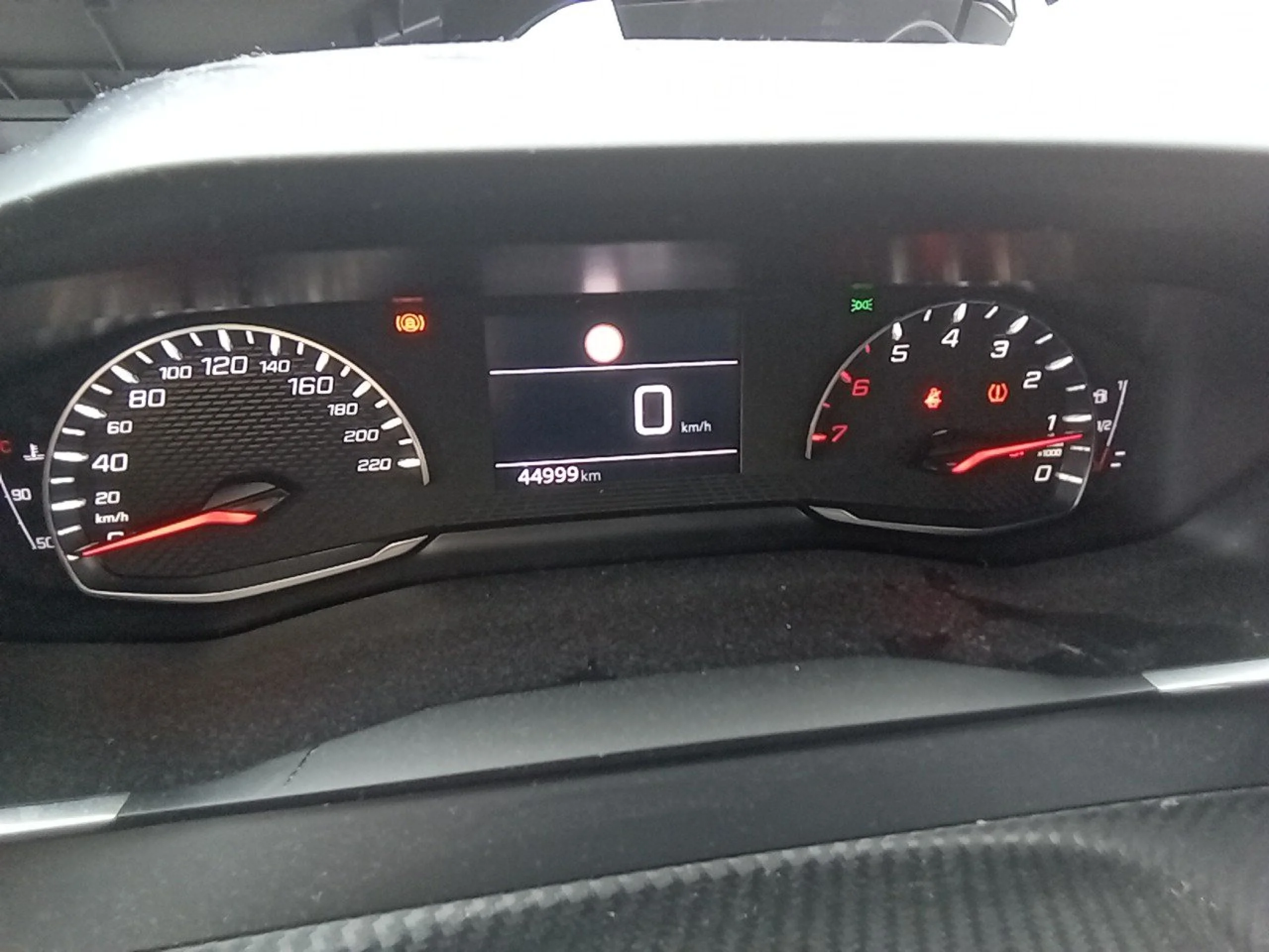 Peugeot 2008 Active Pack BlueHDI 81kW (110CV) - Foto 8