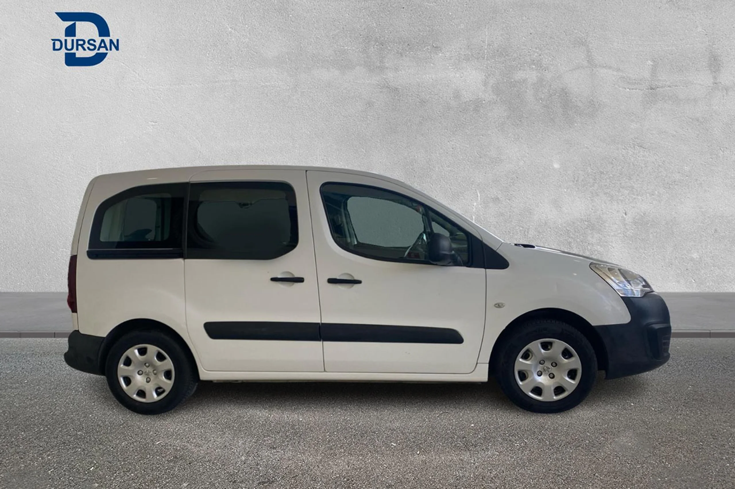 Peugeot Partner TEPEE Access 1.6 BlueHDi 55KW 75CV - Foto 13