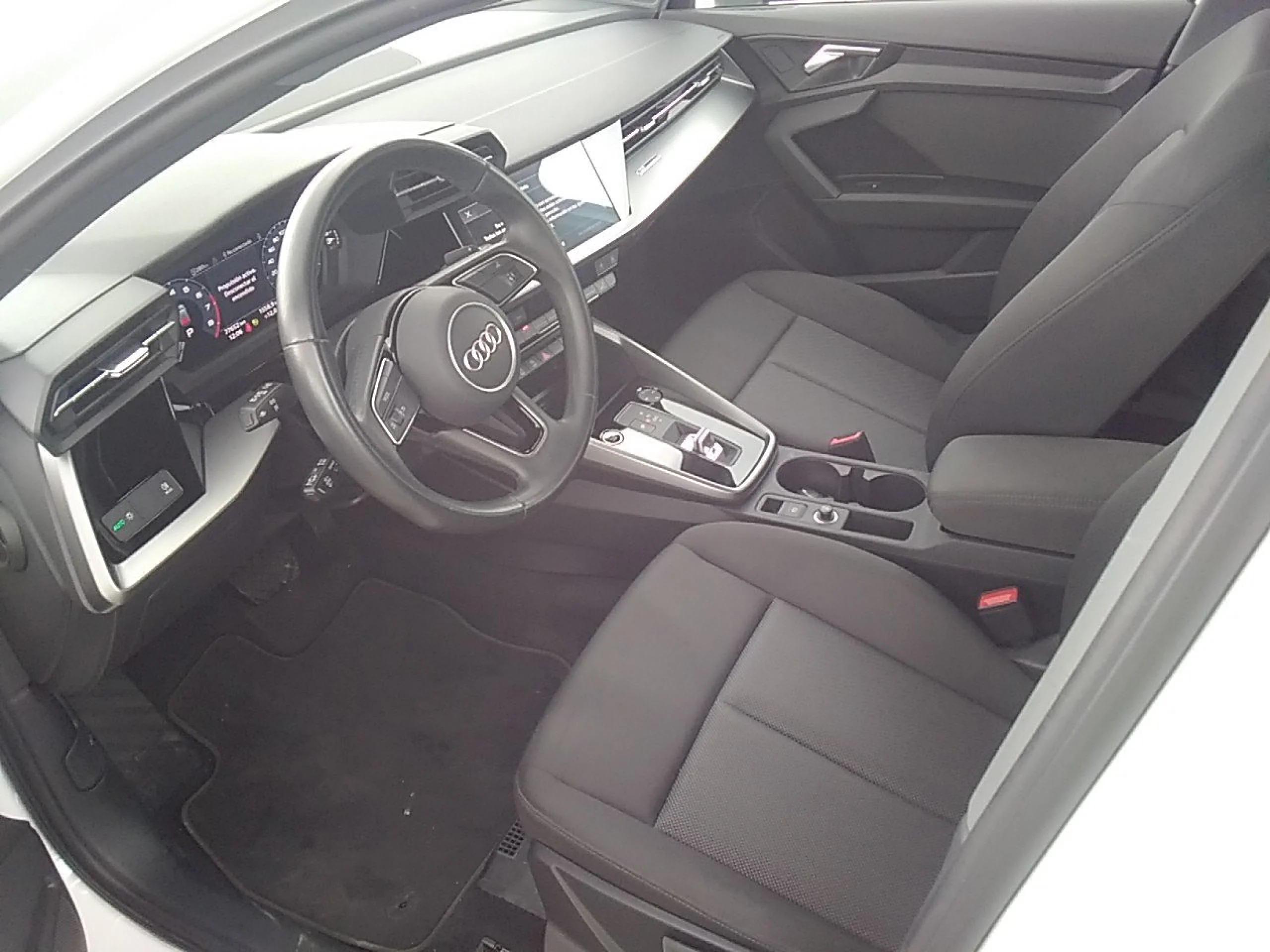 Audi A3 Sportback 30 TFSI 81kW (110CV) S tronic - Foto 7