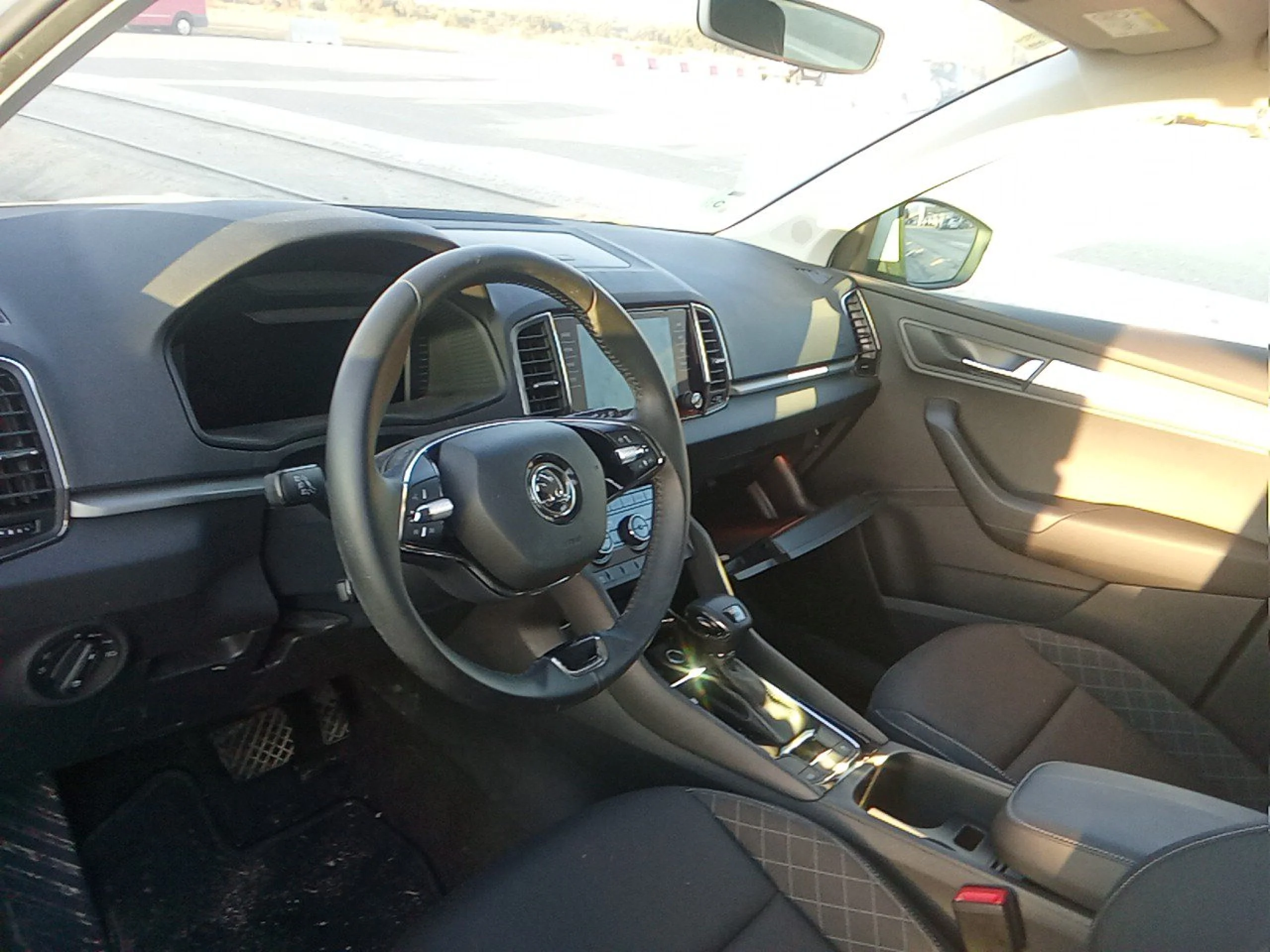 Skoda Karoq 2.0 TDI 110kW (150CV) DSG 4X4 Ambition - Foto 7