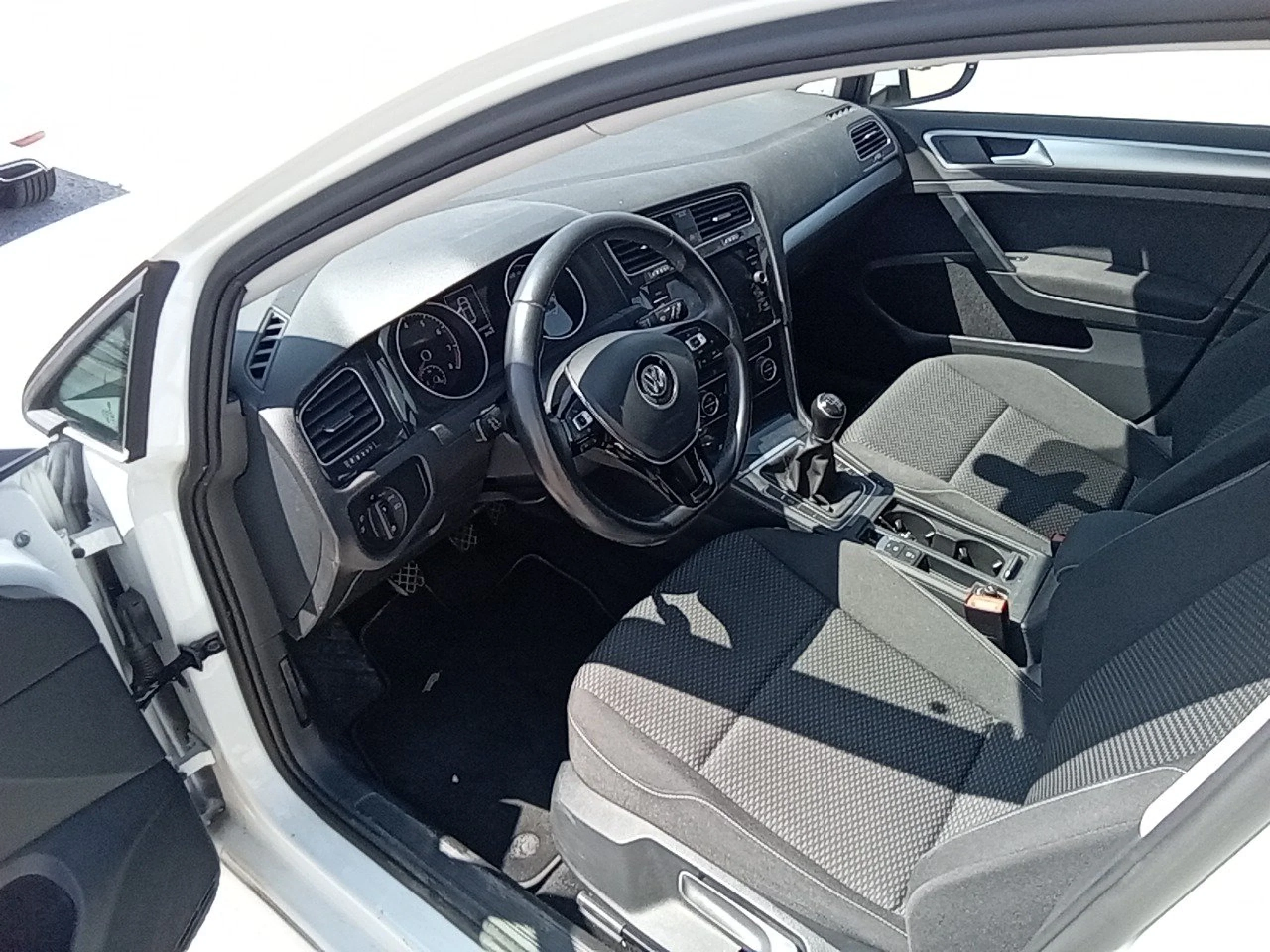 Volkswagen Golf Last Edition 1.0 TSI 85kW (115CV) - Foto 7