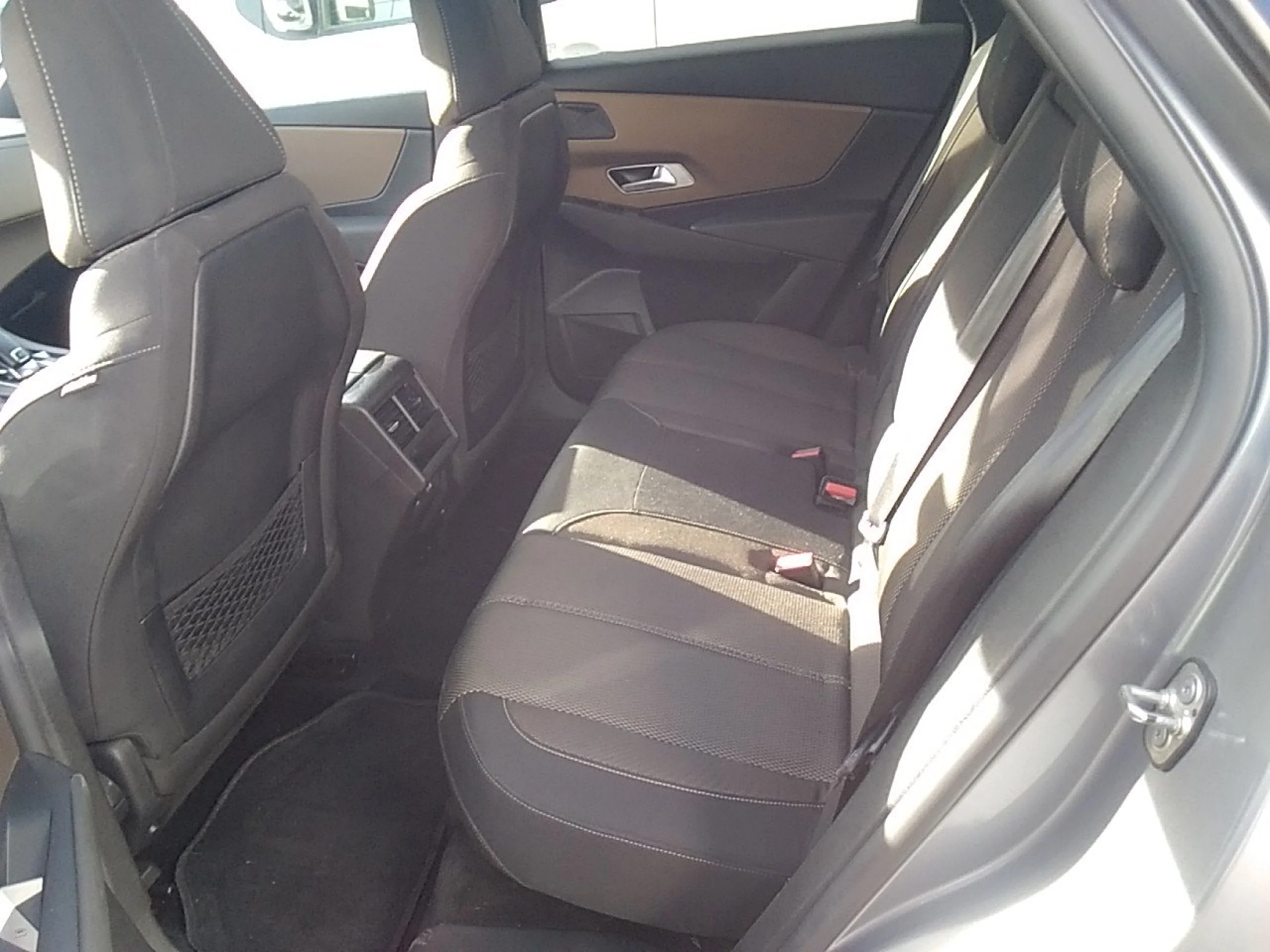 DS DS7 Crossback DS 7 CROSSBACK BlueHDi DE 96kW (130CV) AT Bastille + - Foto 8