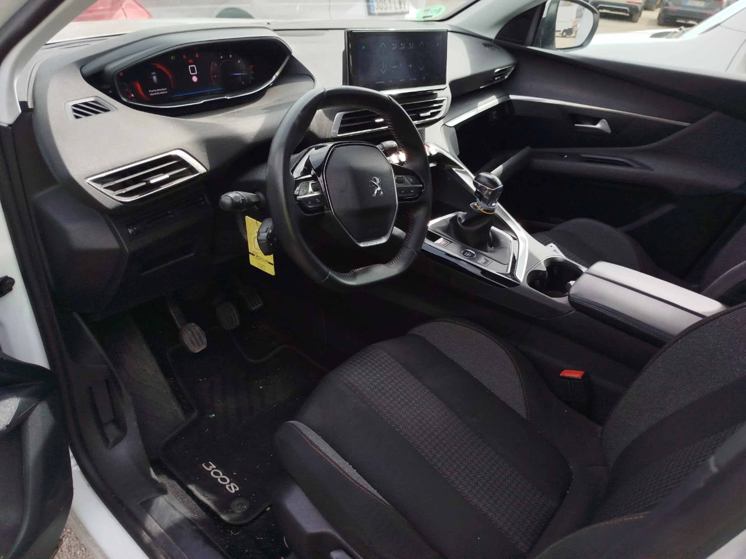 Peugeot 3008 1.5 BlueHDi 96kW (130CV) S&amp;S Active Pack - Foto 7