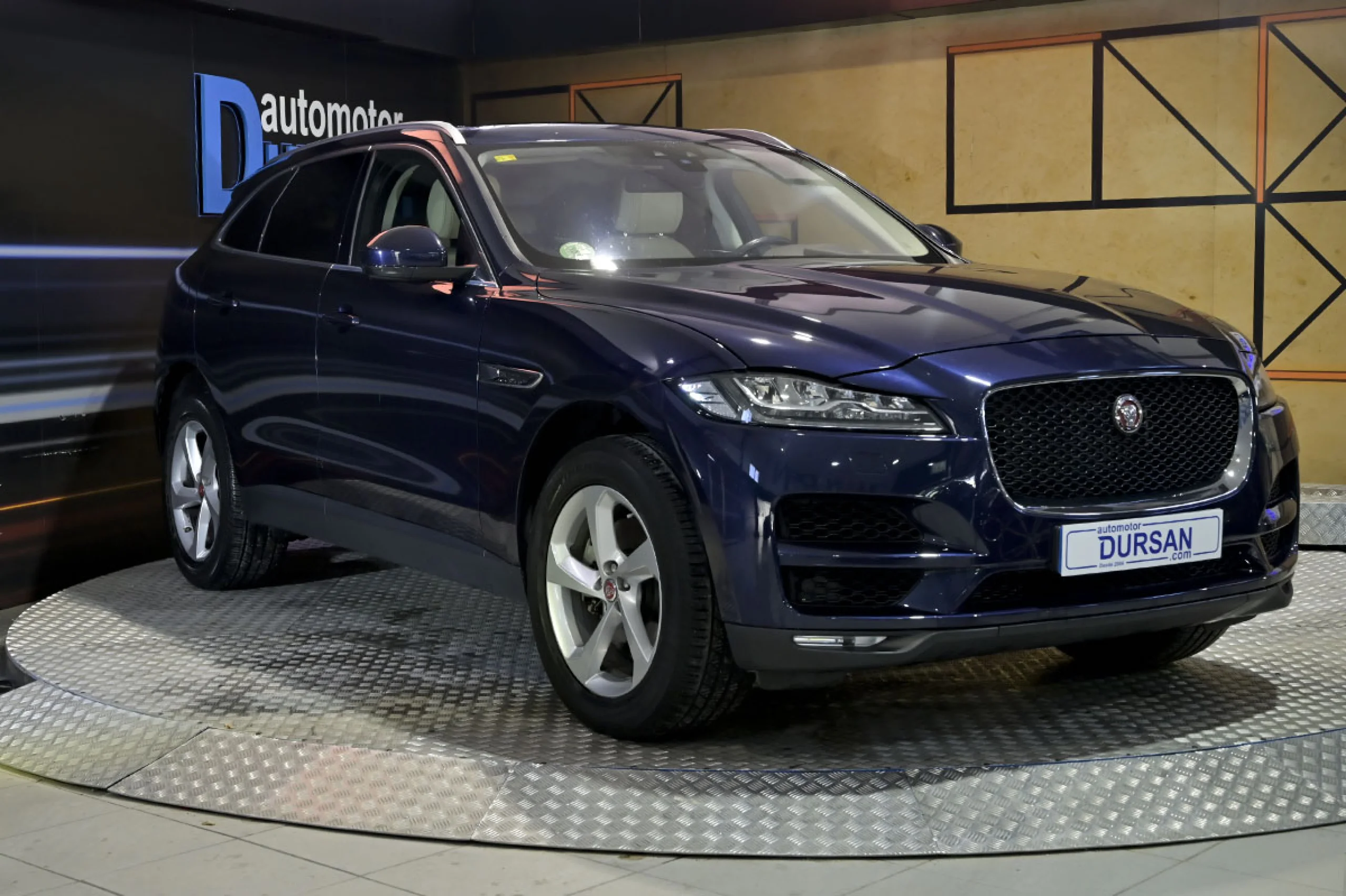 Jaguar F-Pace 3.0L TDV6 AWD Automatico Pure - Foto 1