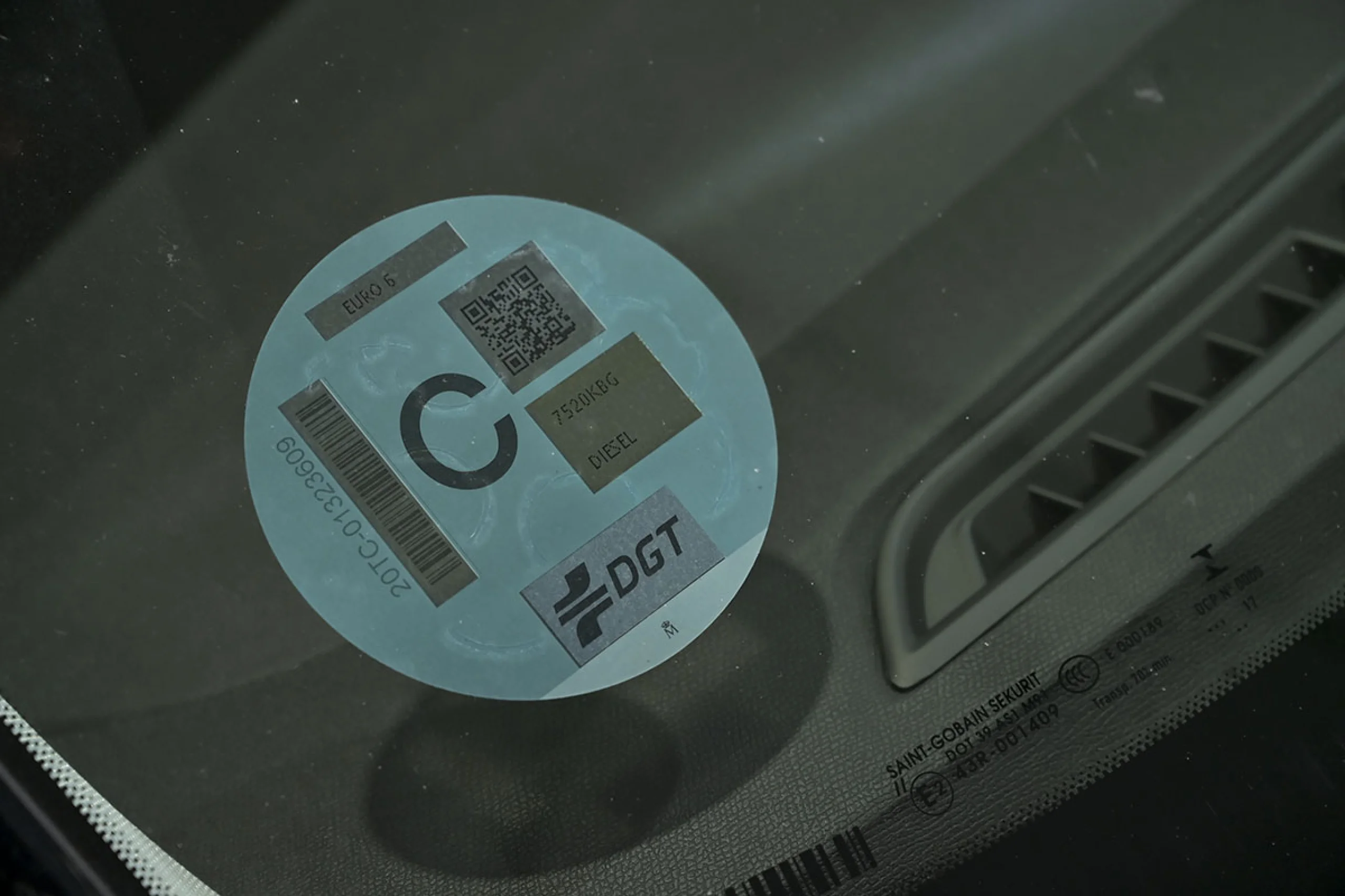 Peugeot 5008 Allure 1.6L BlueHDi 88kW 120CV SS - Foto 11