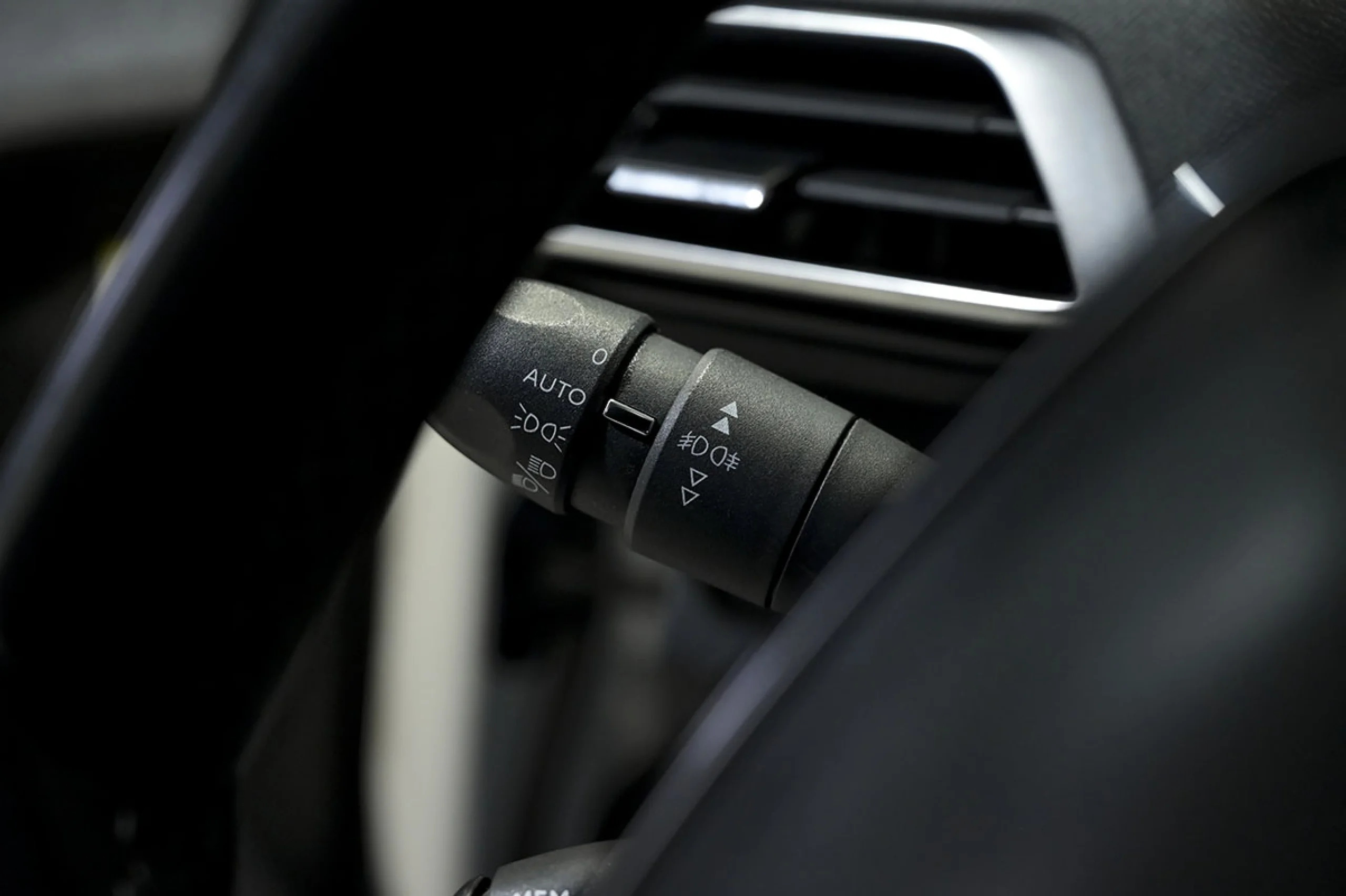 Peugeot 5008 Allure 1.6L BlueHDi 88kW 120CV SS - Foto 25