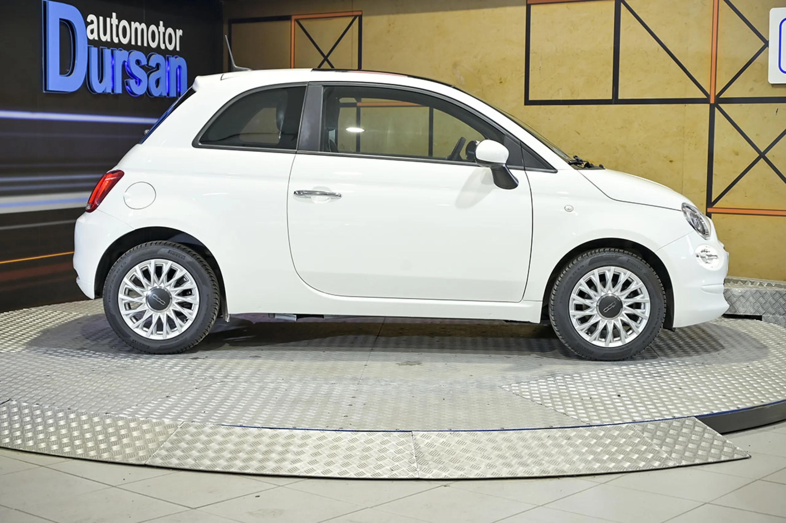 Fiat 500 Lounge 1.0 6v GSE 52KW 70 CV - Foto 17