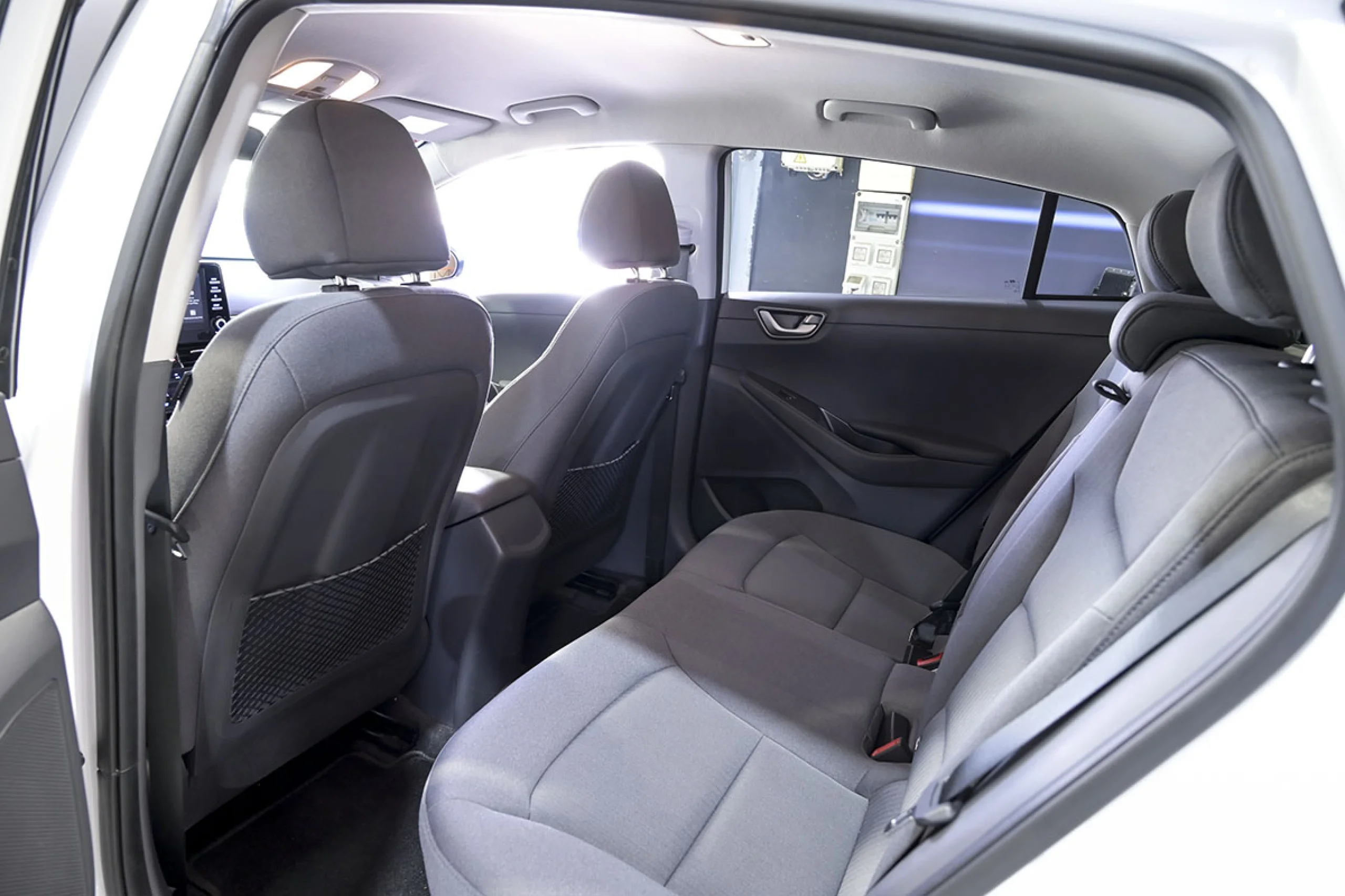 Hyundai Ioniq 1.6 GDI HEV Klass DCT - Foto 15