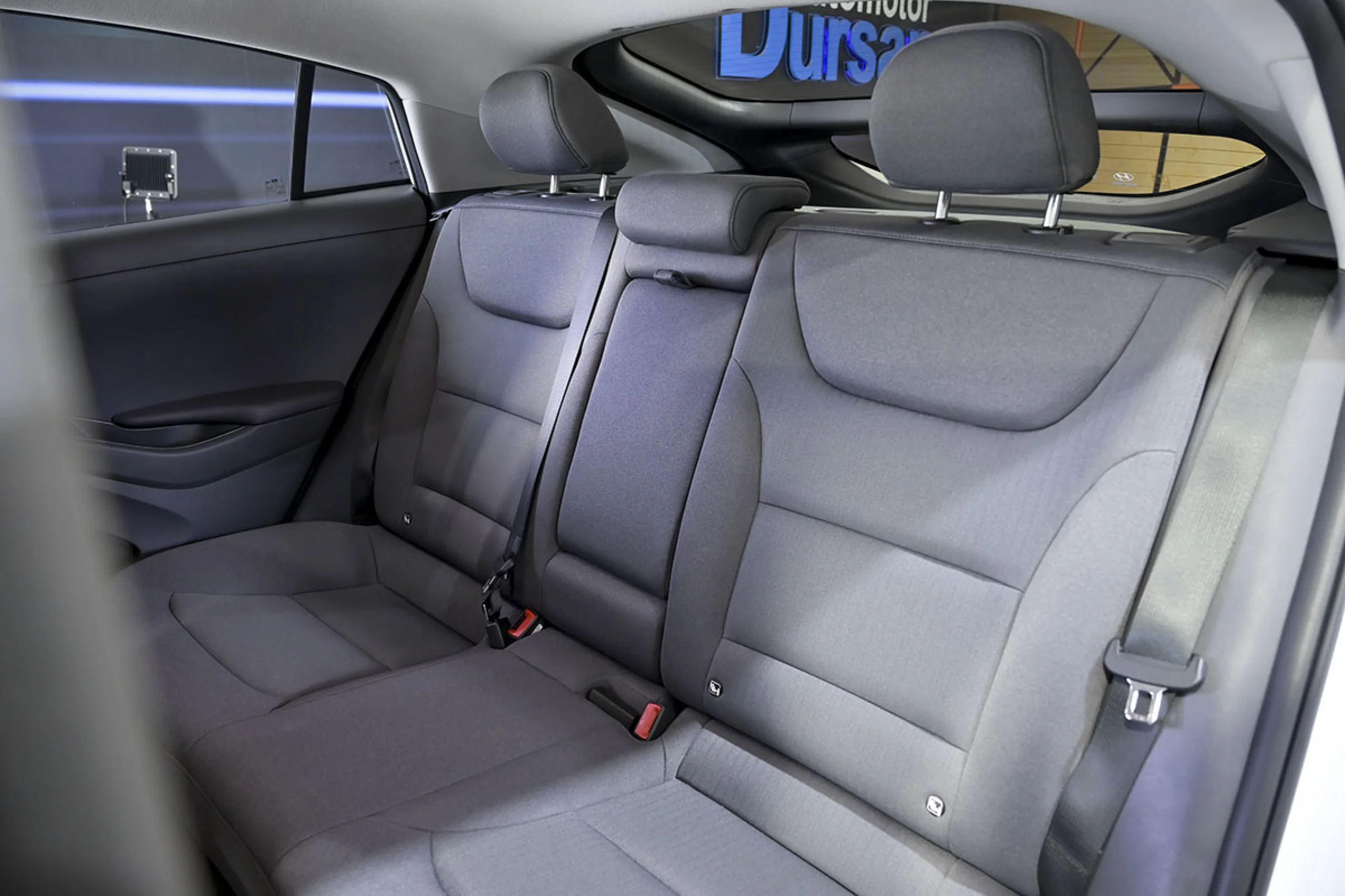 Hyundai Ioniq 1.6 GDI HEV Klass DCT - Foto 16