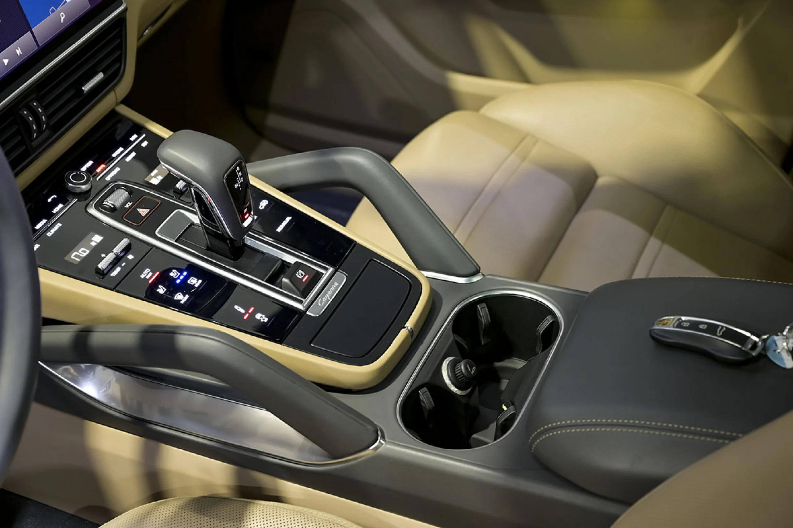 Porsche Cayenne Coupé Turbo S EHybrid - Foto 46