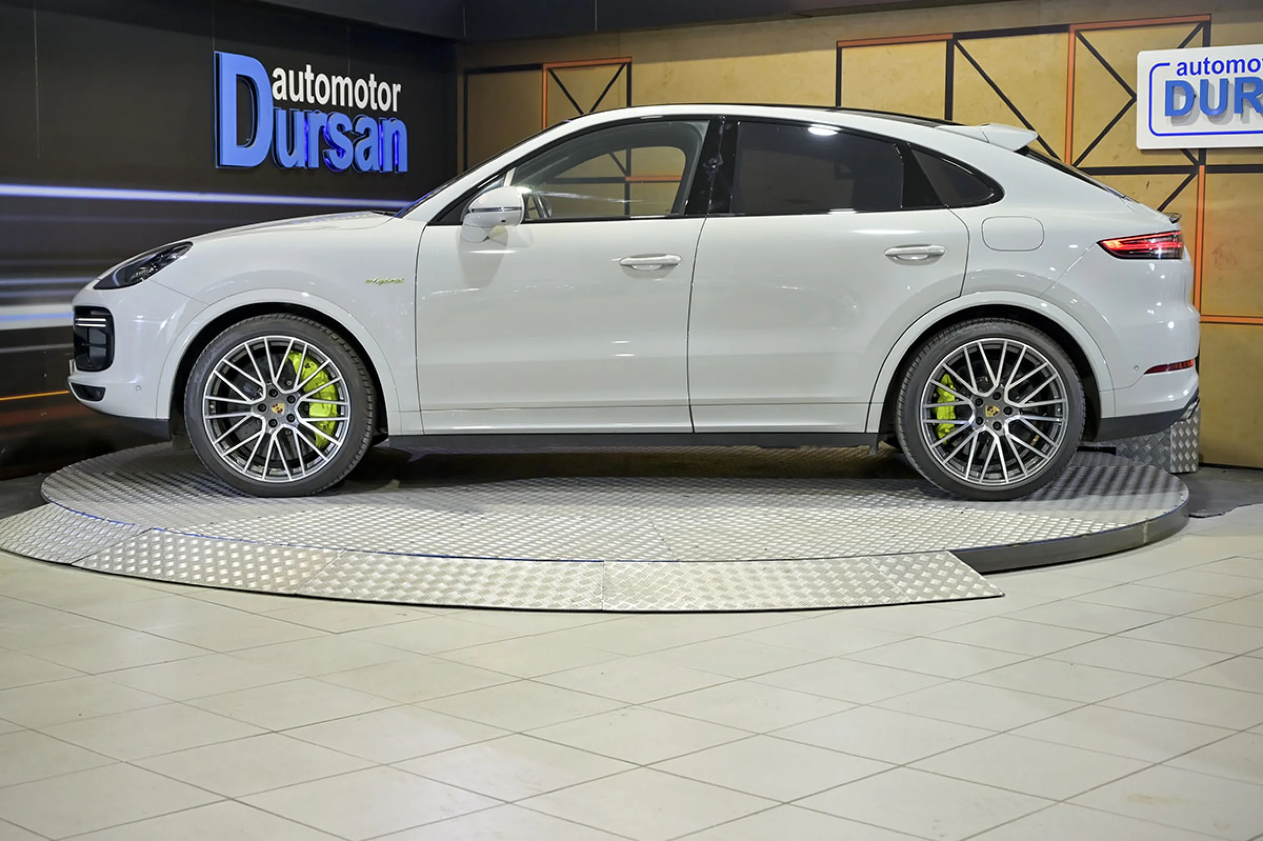 Porsche Cayenne Coupé Turbo S EHybrid - Foto 20