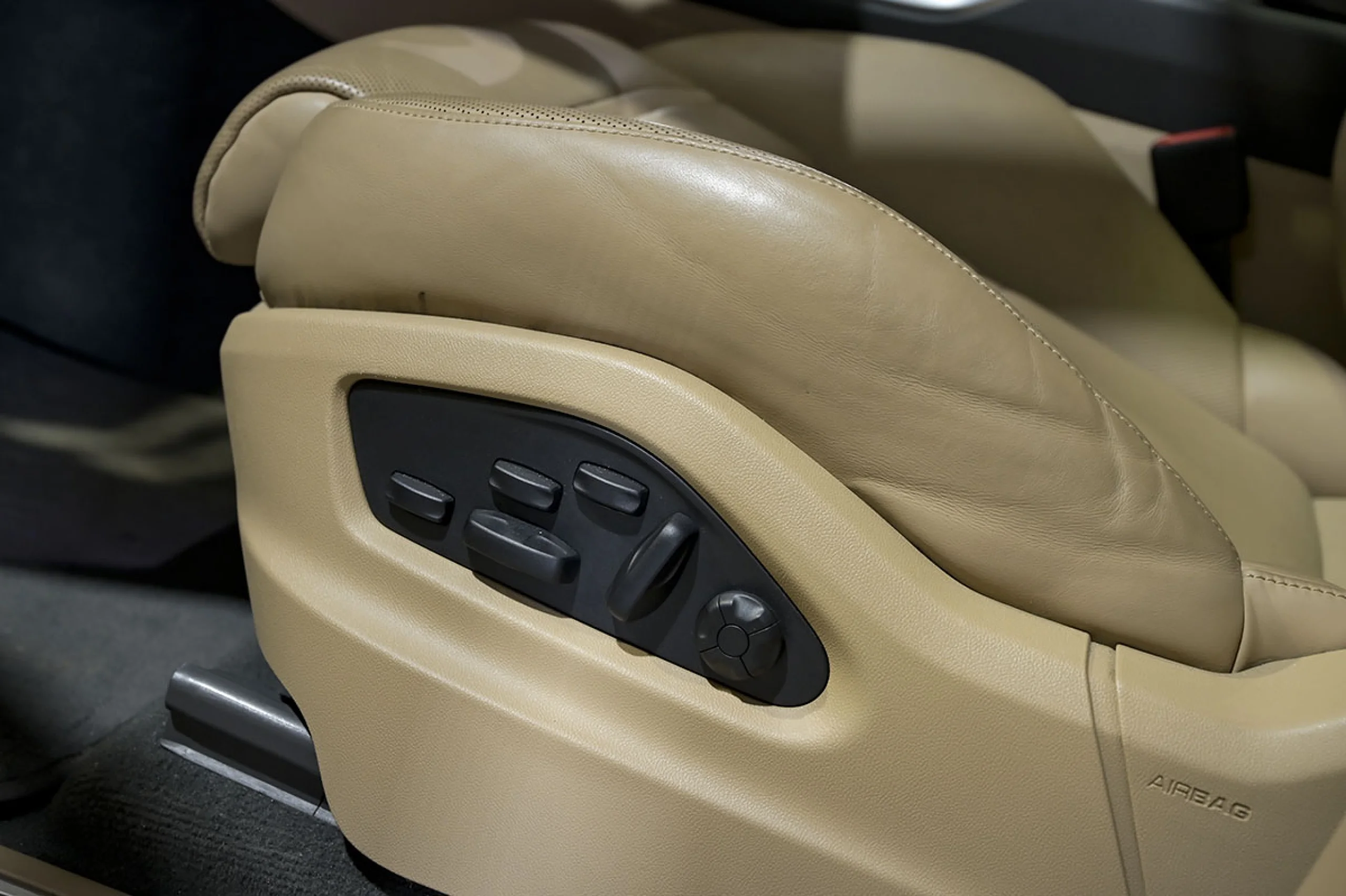 Porsche Cayenne Coupé Turbo S EHybrid - Foto 24