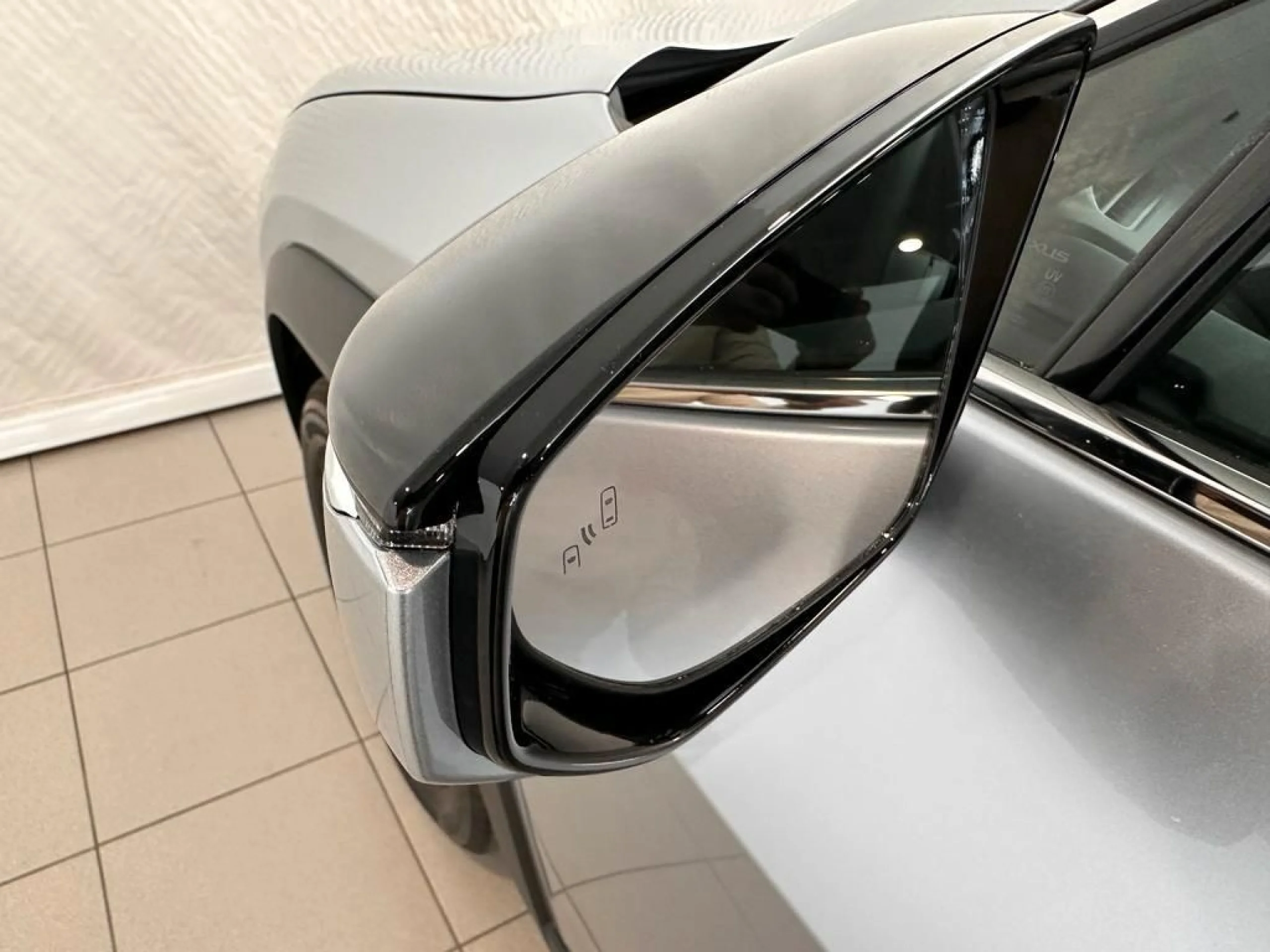 Lexus UX 250h 2WD PREMIUM - Foto 23