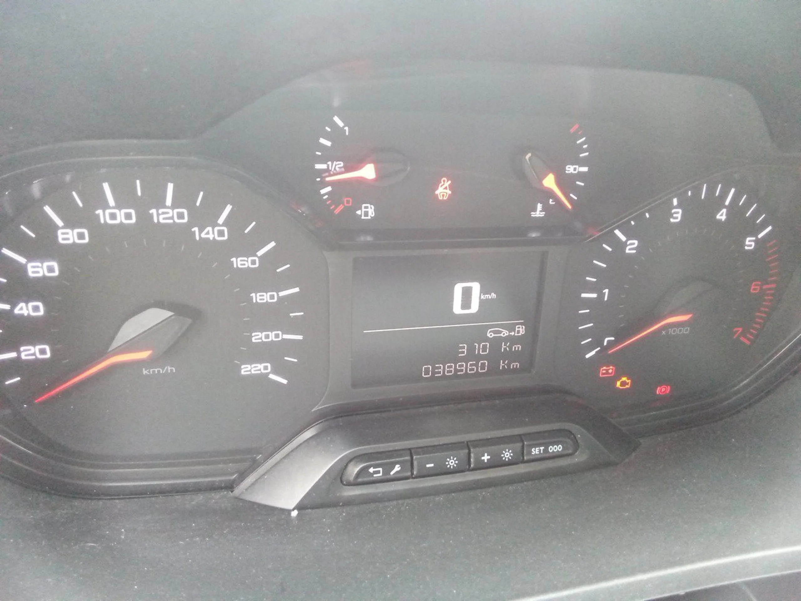 Peugeot Partner Premium Standard 600kg BlueHDi 73kW - Foto 8