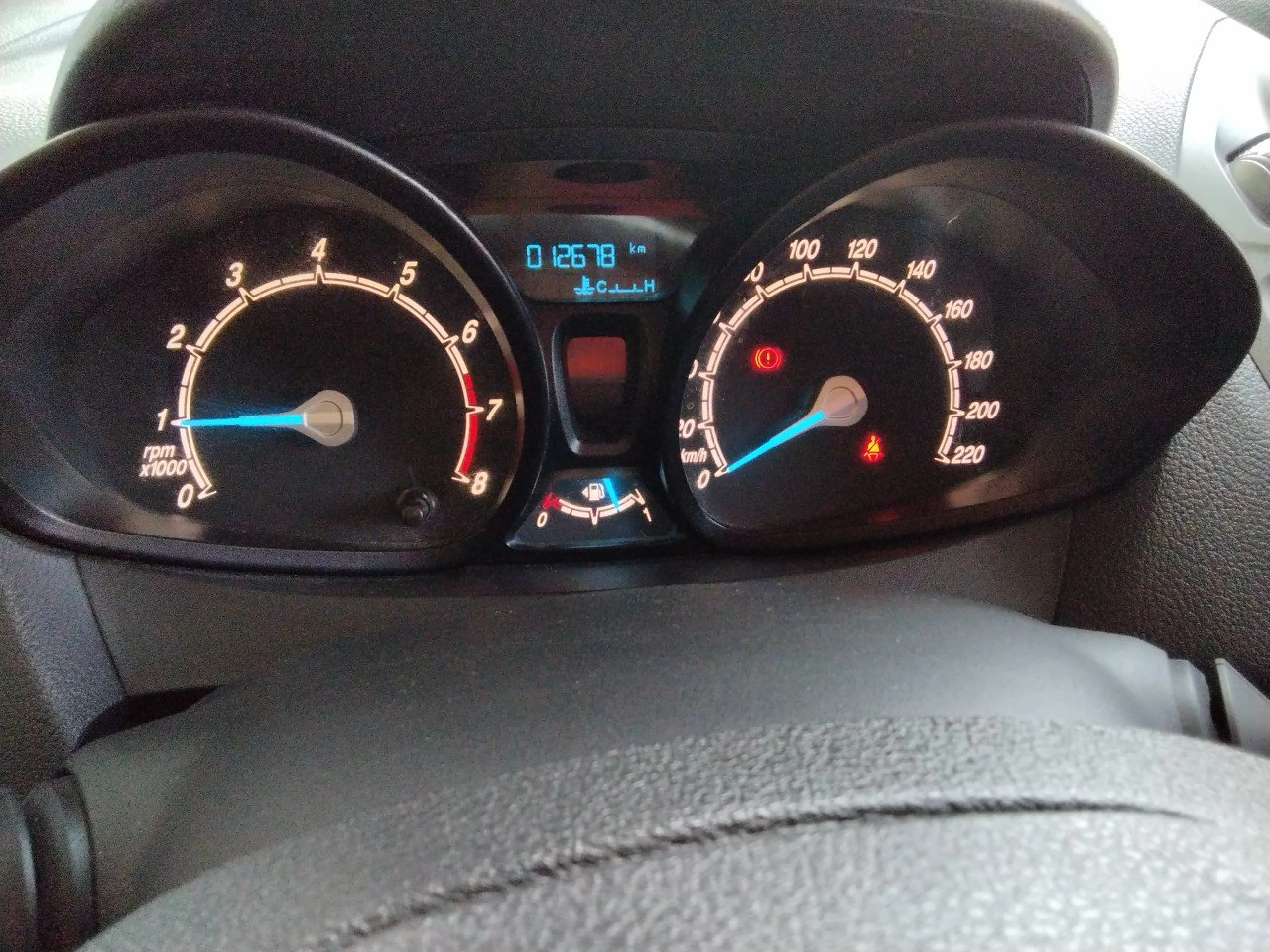 Ford Transit Courier Van 1.0 EcoBoost 75kW Trend - Foto 8