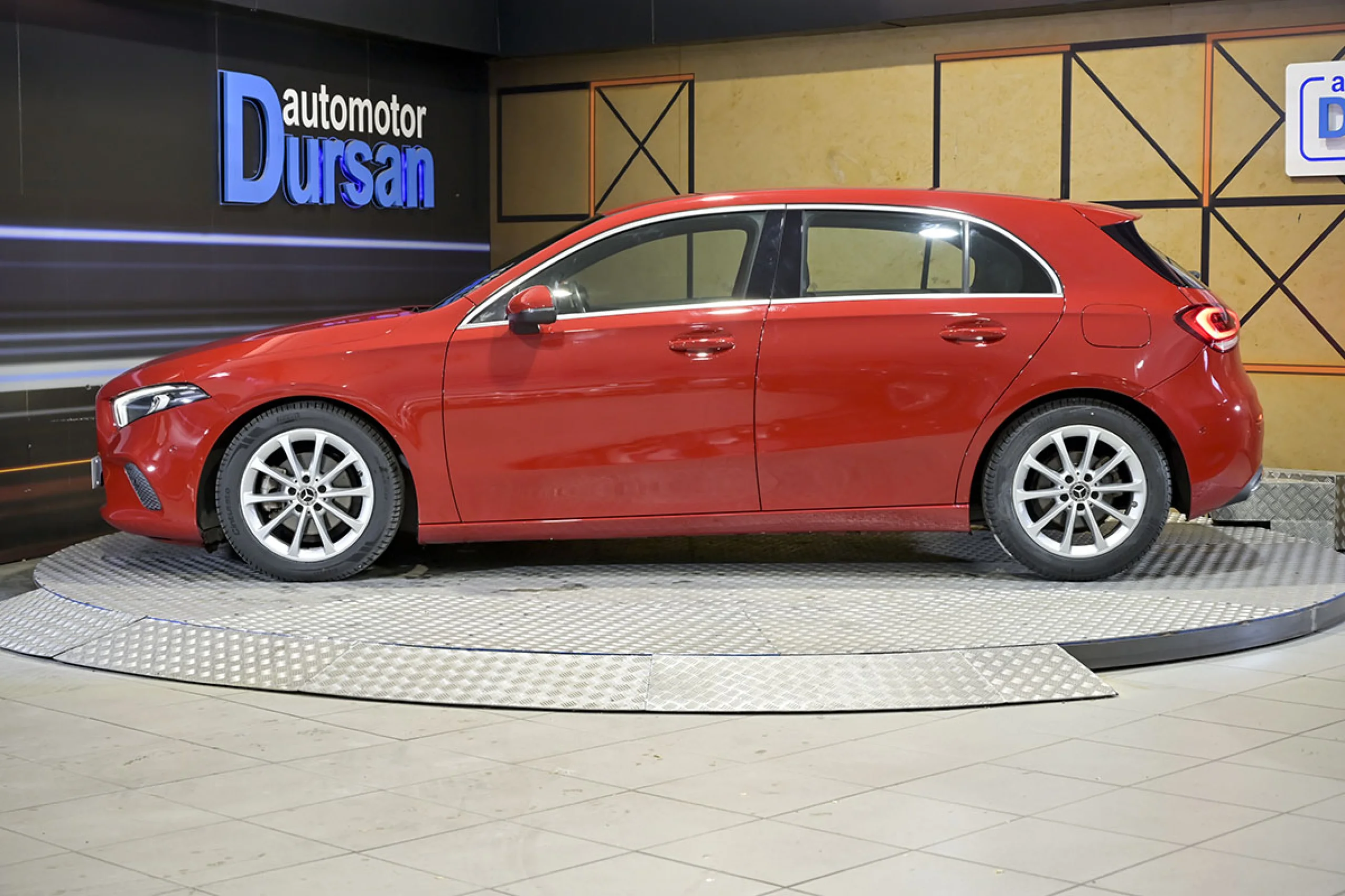 Mercedes-Benz A 180 MERCEDES-BENZ Clase A A 180 d - Foto 19