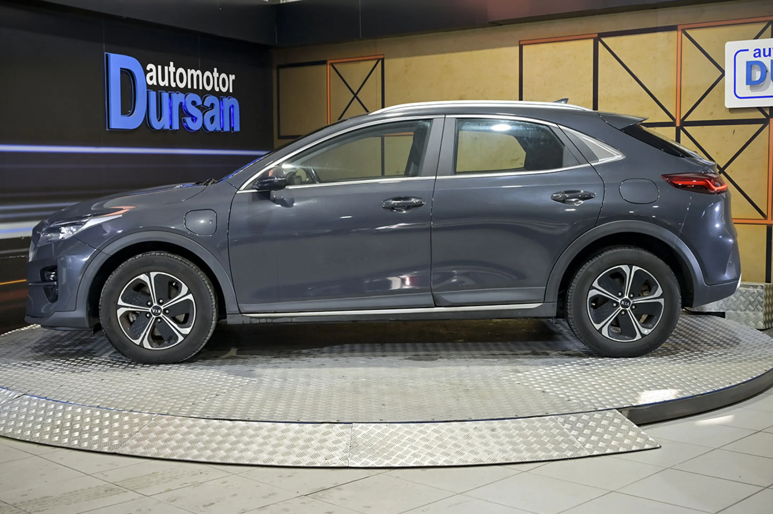 Kia XCeed 1.6 GDi PHEV 104kW 141CV eTech - Foto 20