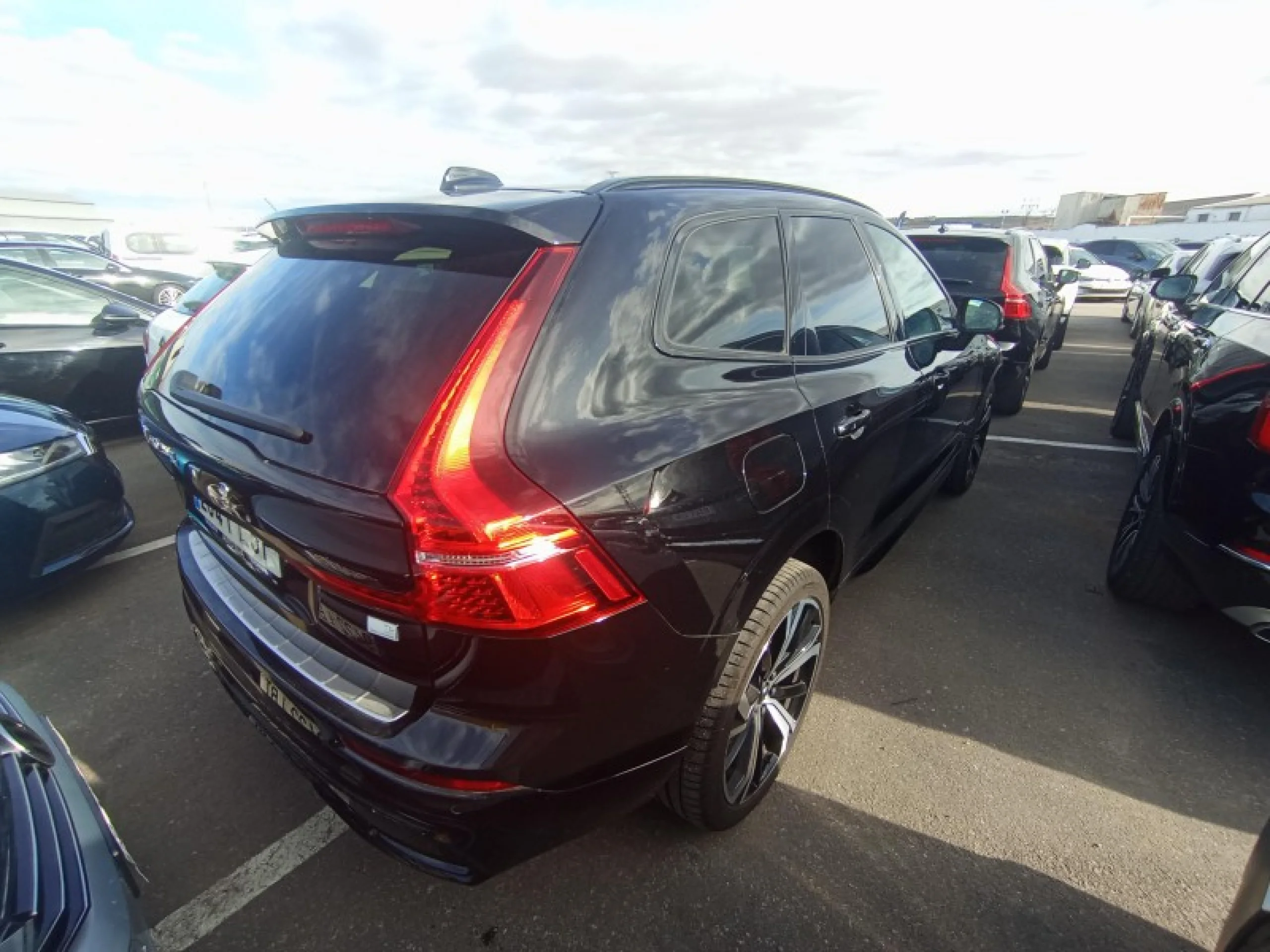 Volvo XC 60 XC60 2.0 T6 AWD Recharge R-Design Auto - Foto 3