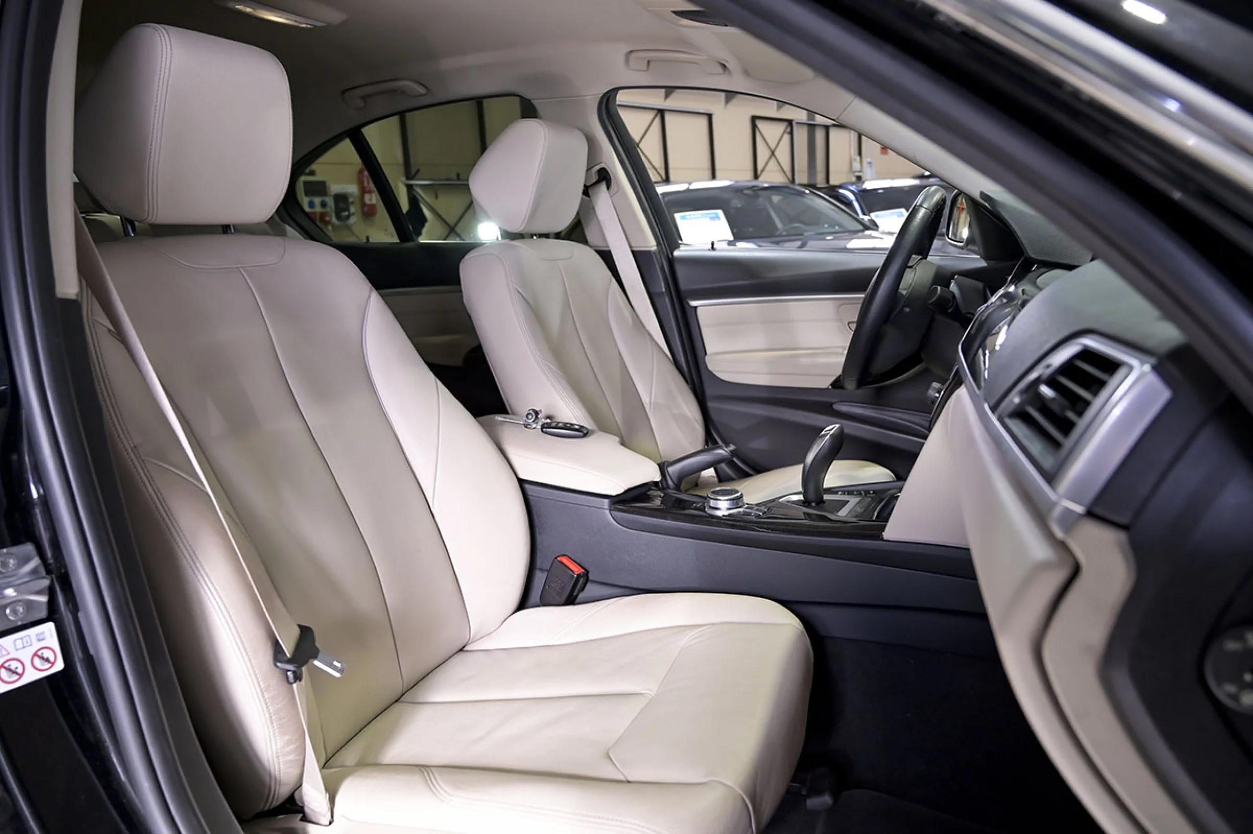 BMW 330 Serie 3 330e - Foto 30