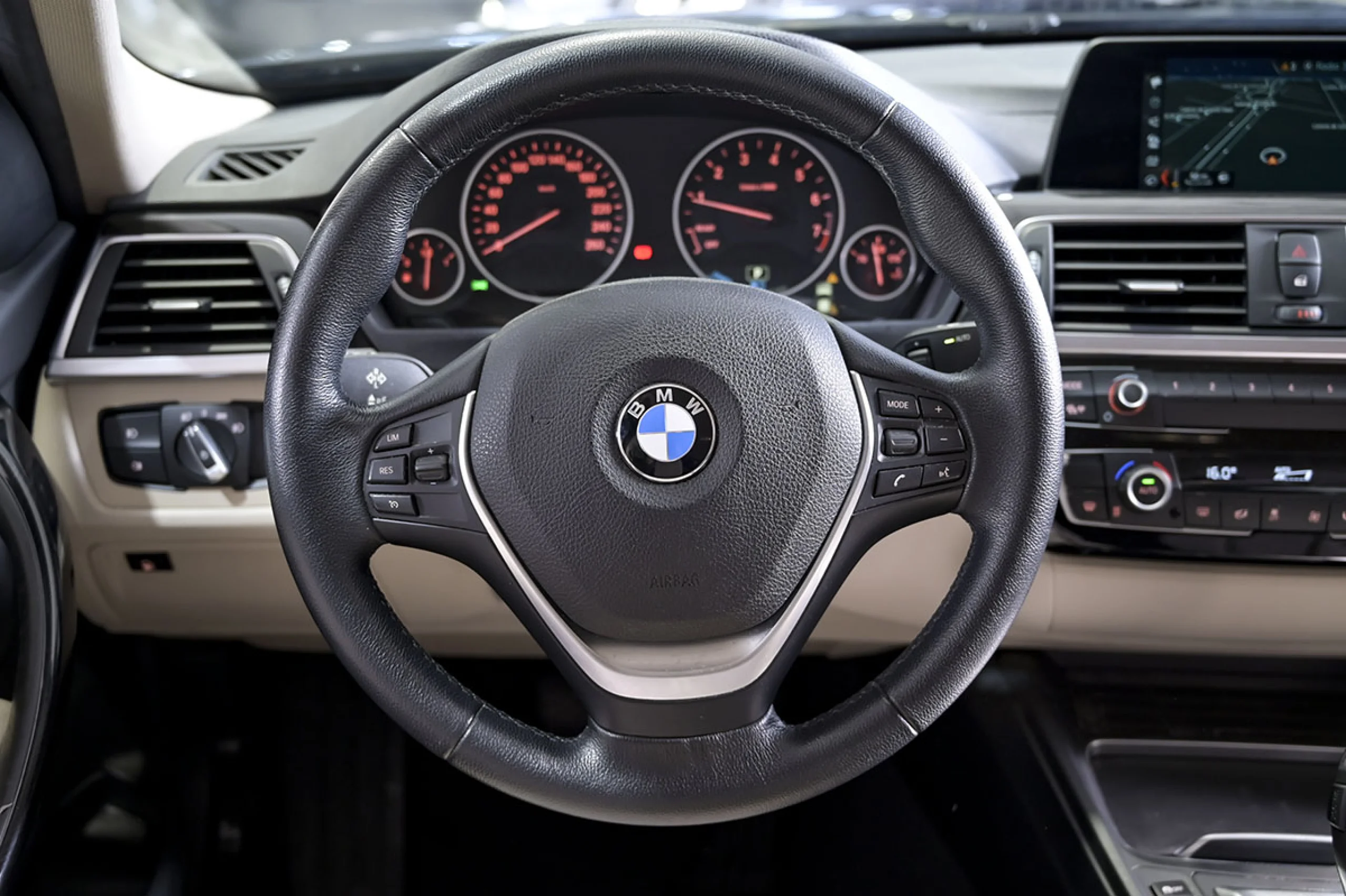 BMW 330 Serie 3 330e - Foto 26