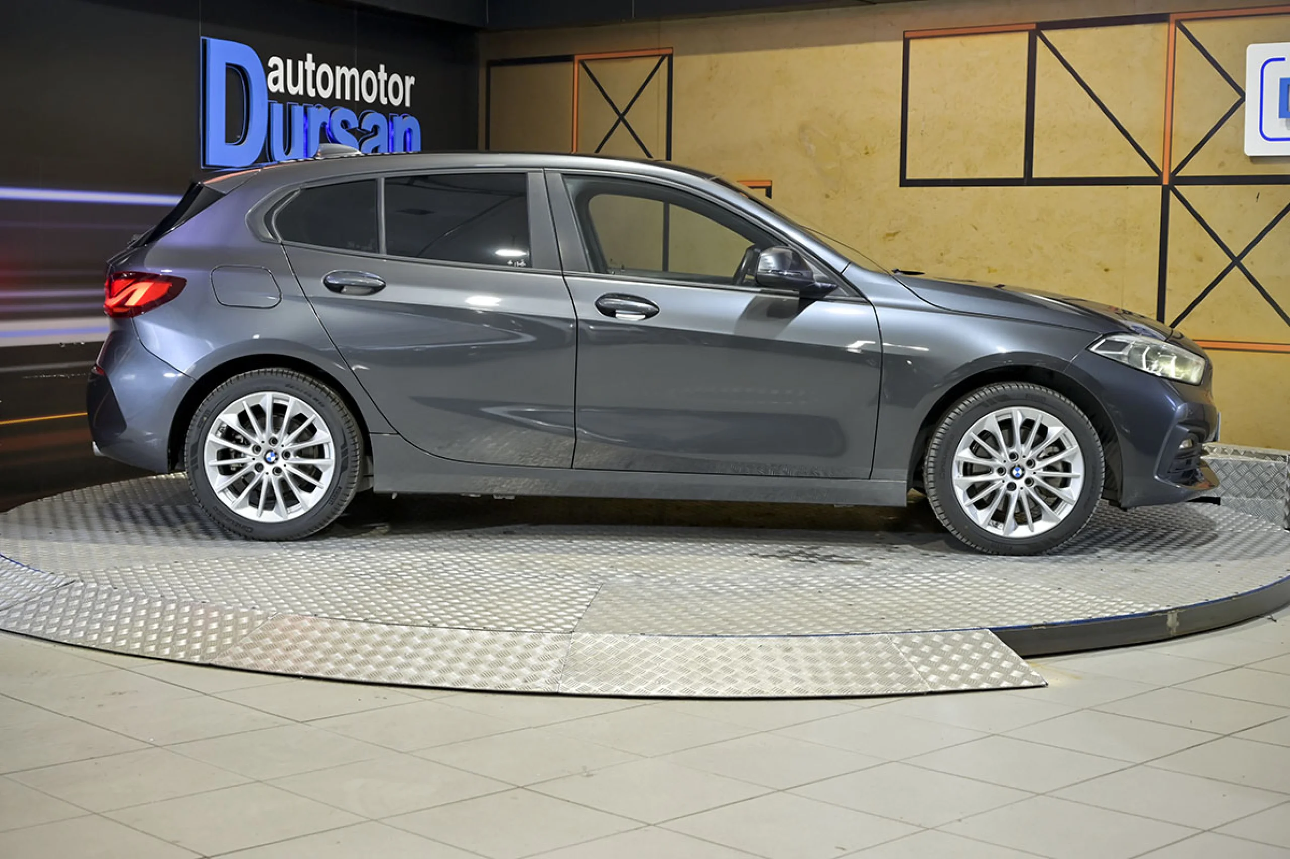 BMW 118 Serie 1 118d - Foto 19