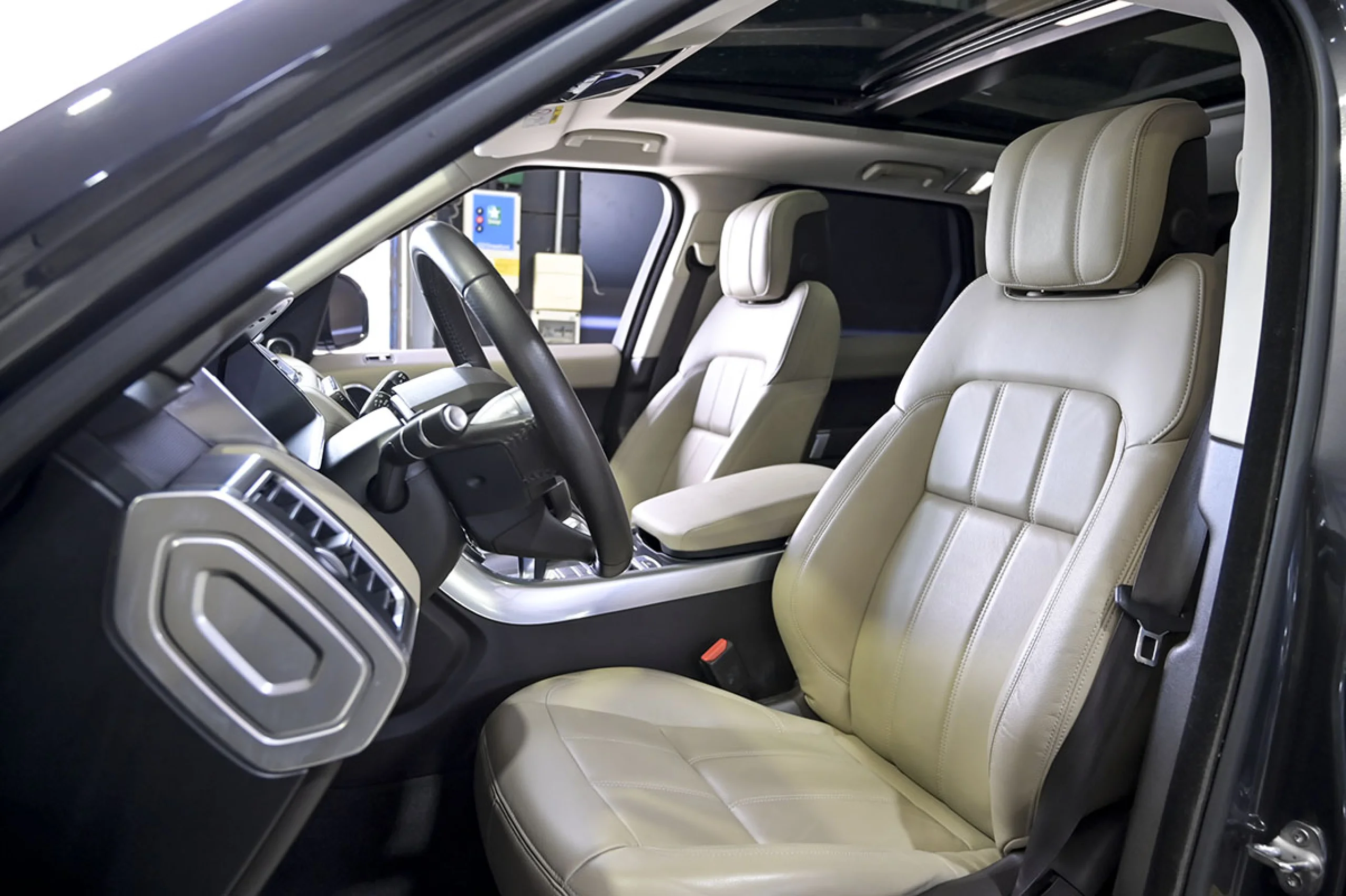 Land Rover Range Rover Sport 3.0D I6 220kW MHEV AWD Auto SE - Foto 22