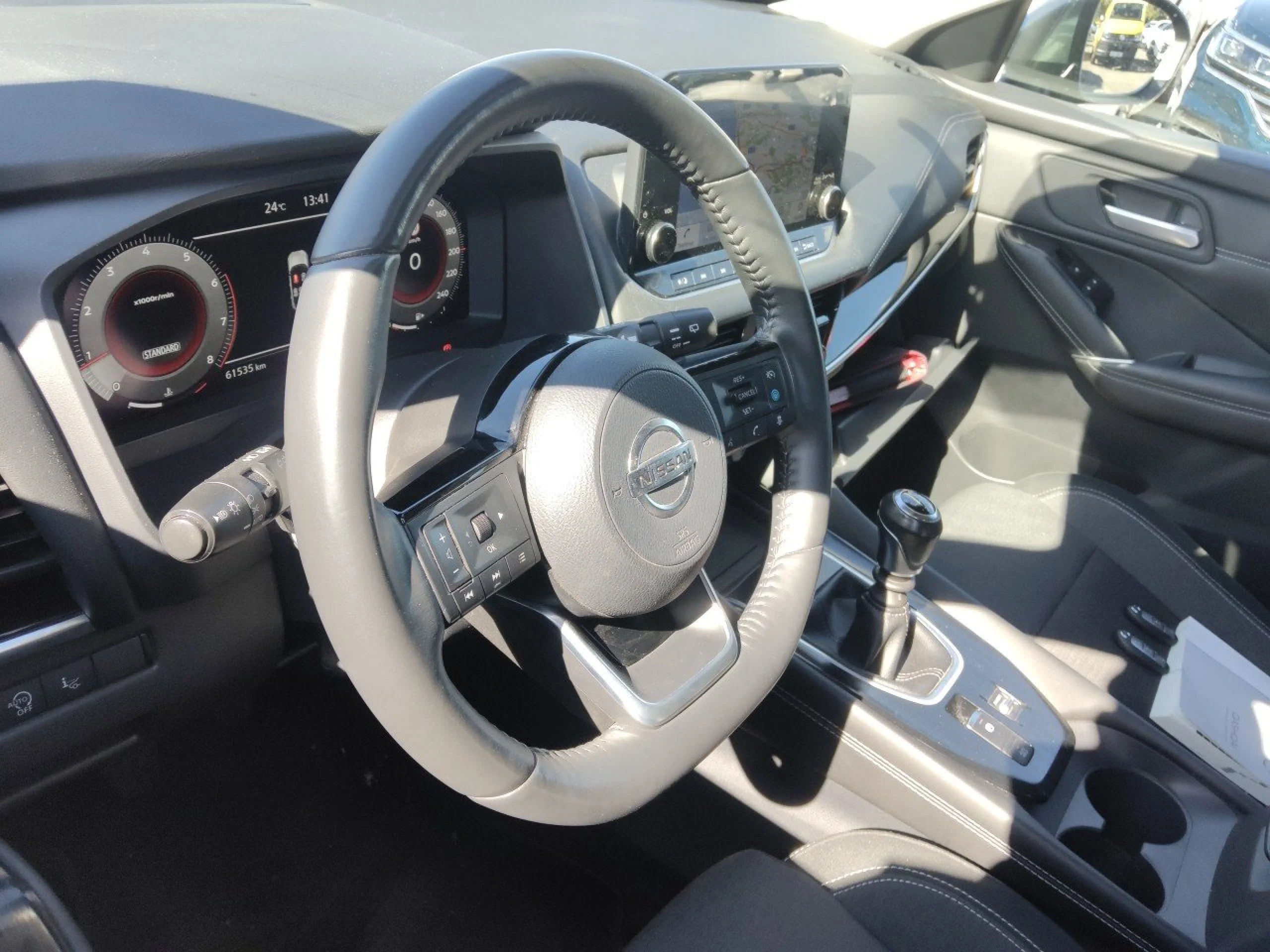 Nissan Qashqai DIG-T 103kW mHEV 4x2 Premiere Edition - Foto 7