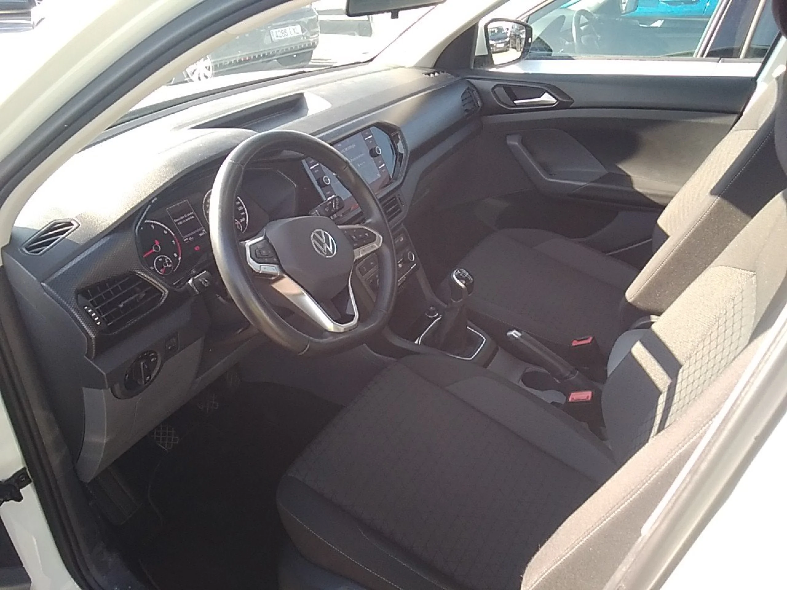 Volkswagen T-CROSS Advance 1.0 TSI 70kW (95CV) - Foto 7