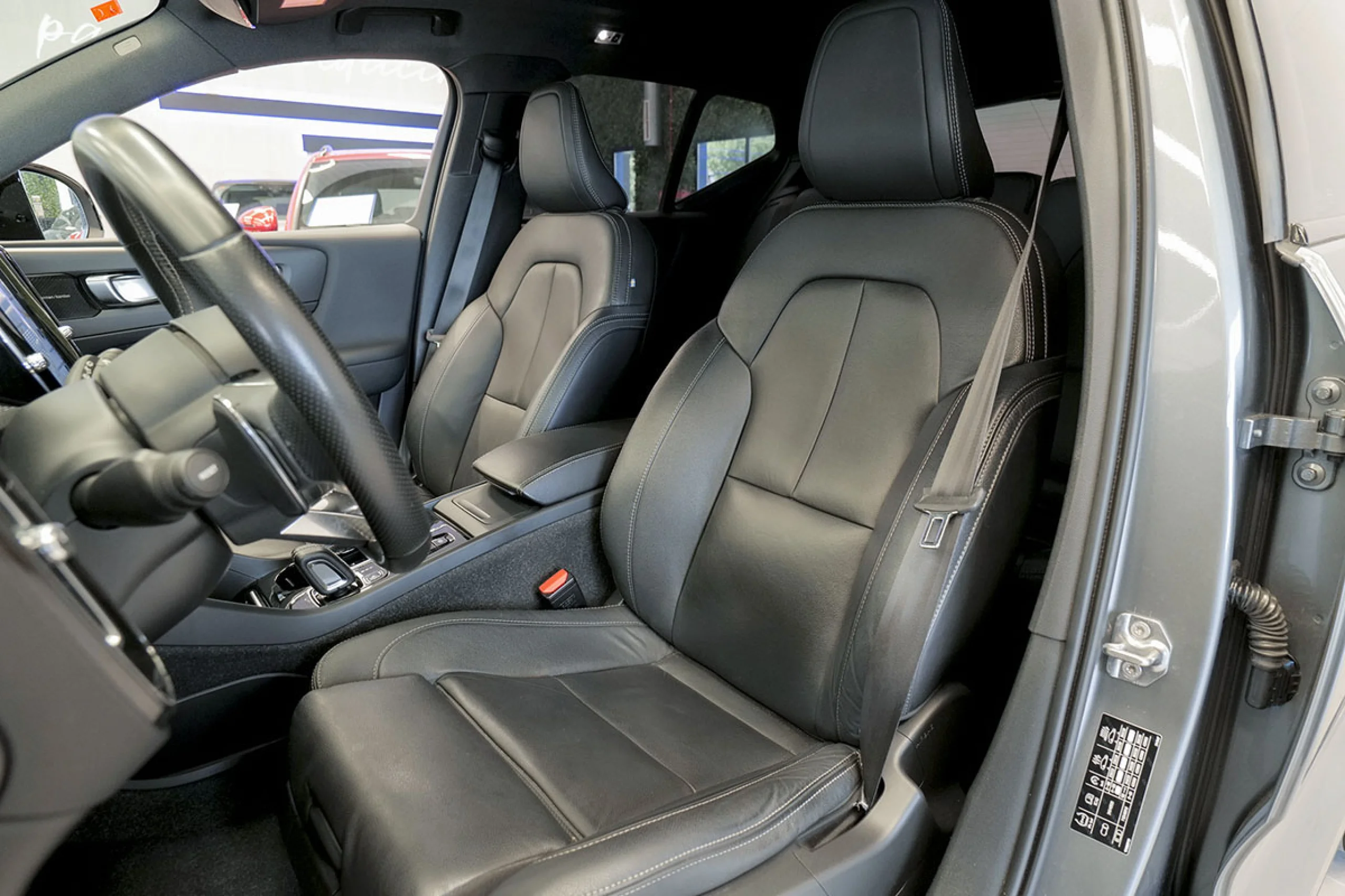 Volvo XC 40 XC40 2.0 T5 AWD RDesign Auto - Foto 7