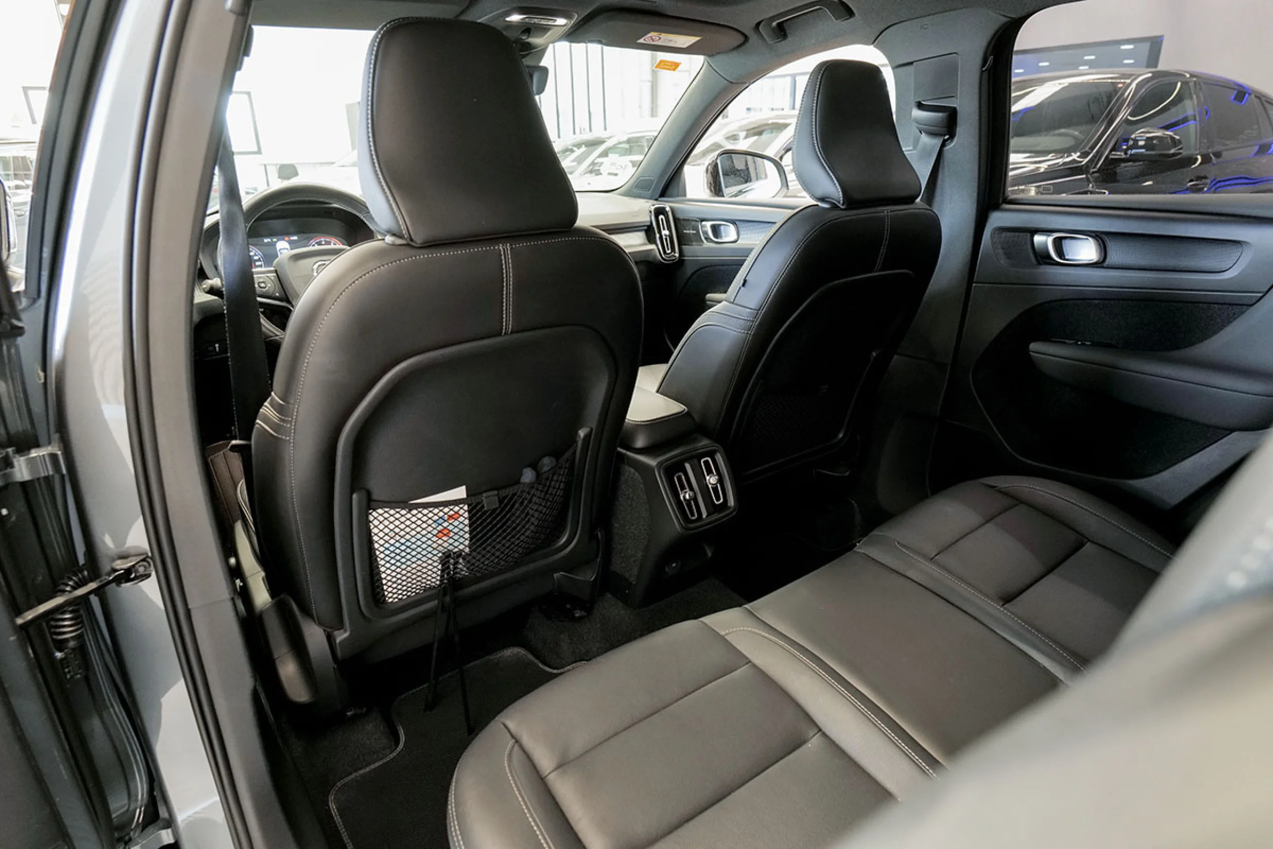 Volvo XC 40 XC40 2.0 T5 AWD RDesign Auto - Foto 16