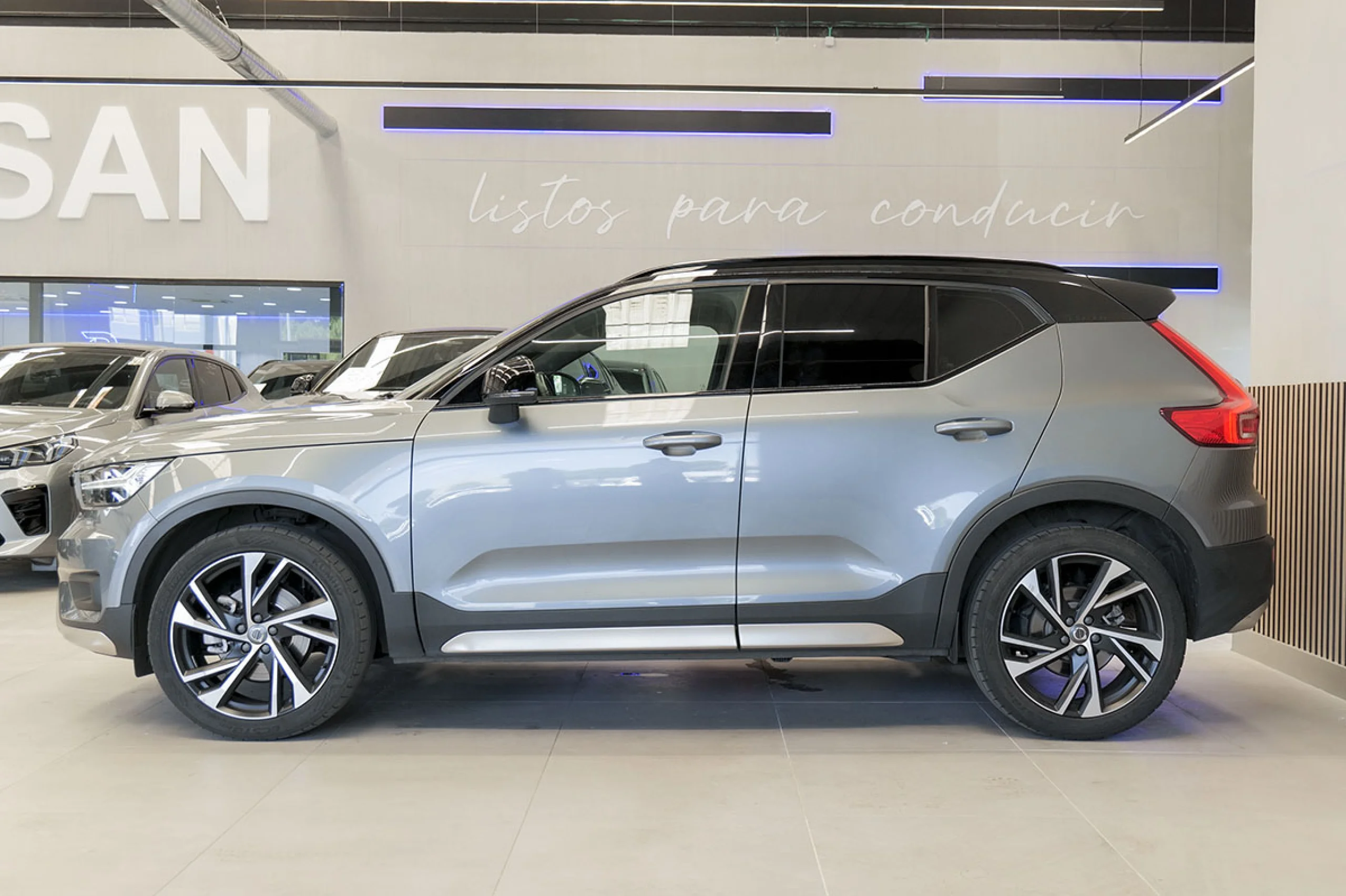 Volvo XC 40 XC40 2.0 T5 AWD RDesign Auto - Foto 18