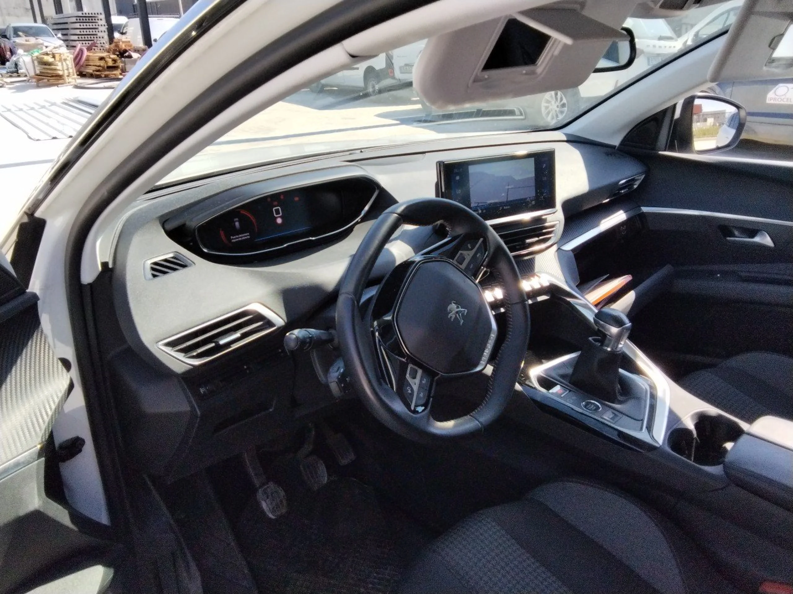 Peugeot 3008 1.5 BlueHDi 96kW (130CV) S&amp;S Active Pack - Foto 7