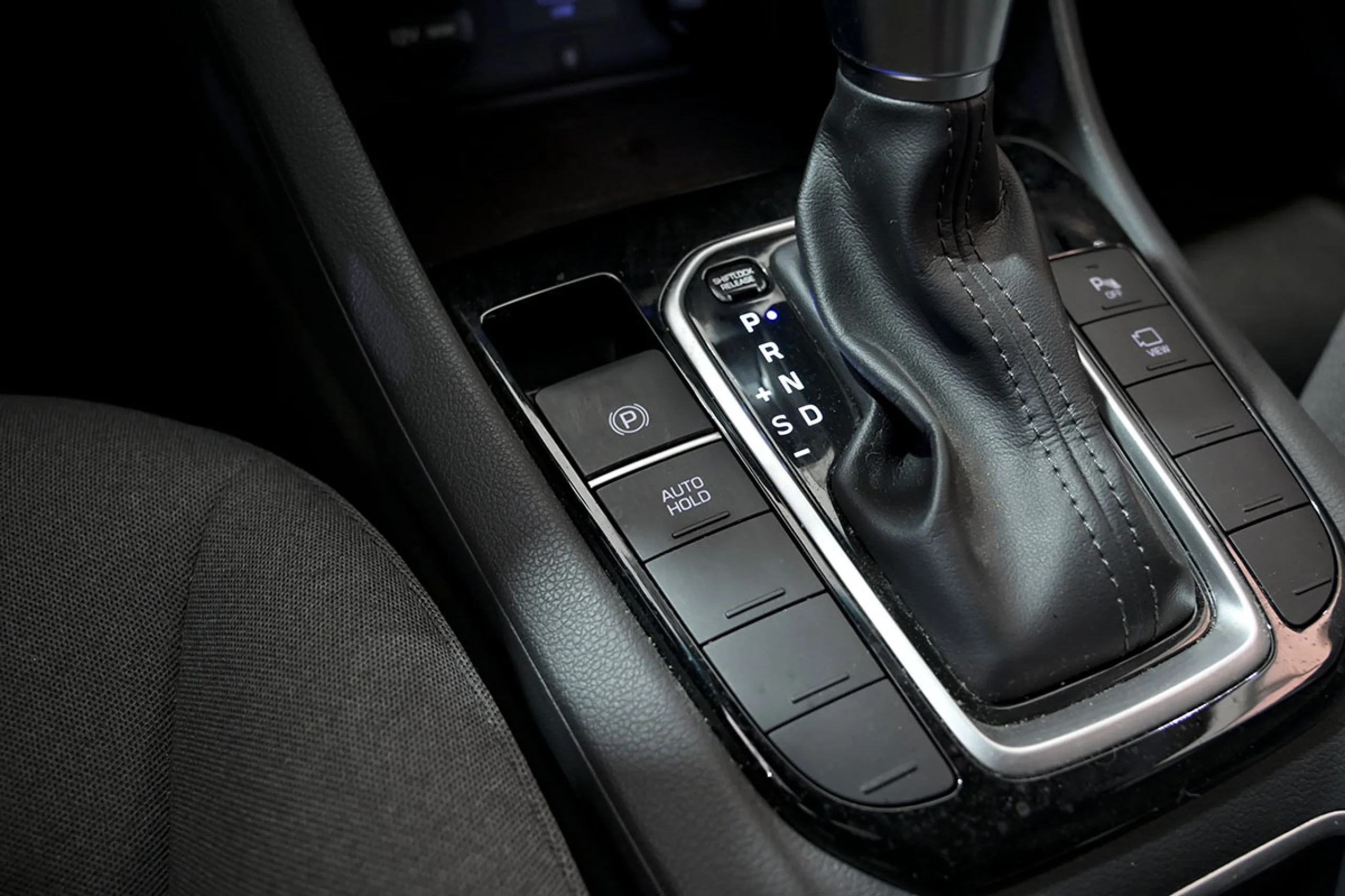 Hyundai Ioniq 1.6 GDI HEV Tecno DCT - Foto 28