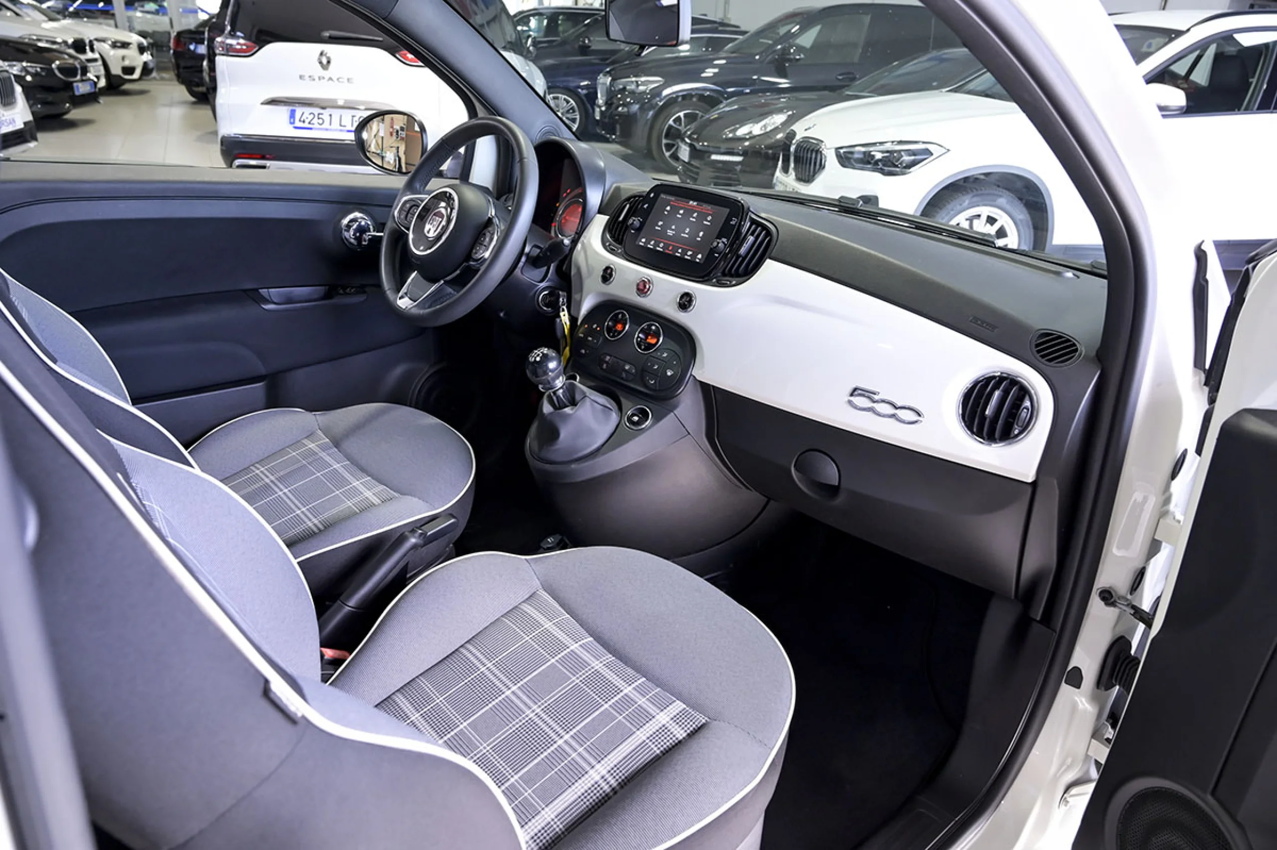 Fiat 500 Lounge 1.0 6v GSE 52KW 70 CV - Foto 33