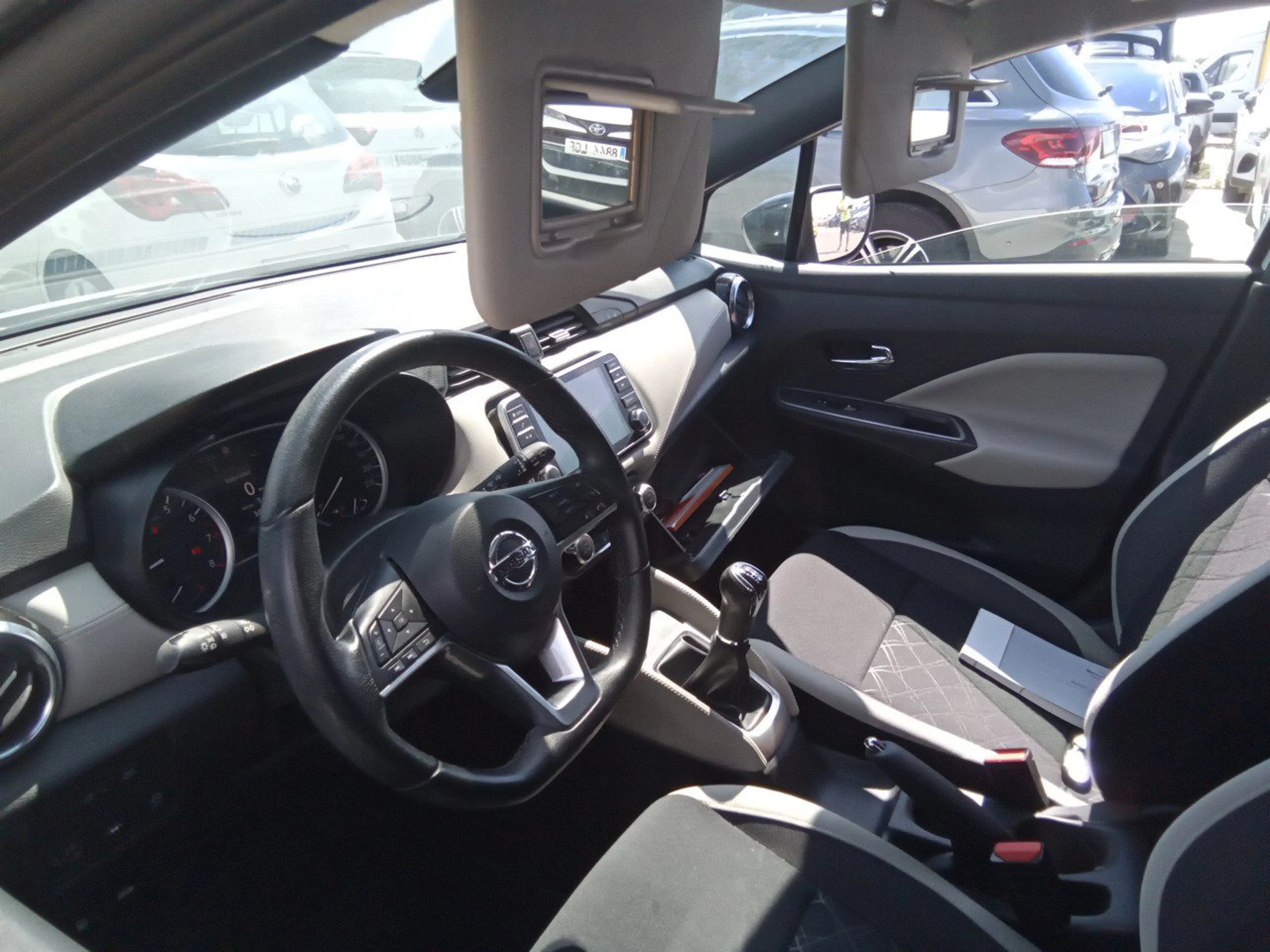 Nissan Micra IG-T 68 kW (92 CV) E6D-F N-Design Black - Foto 7