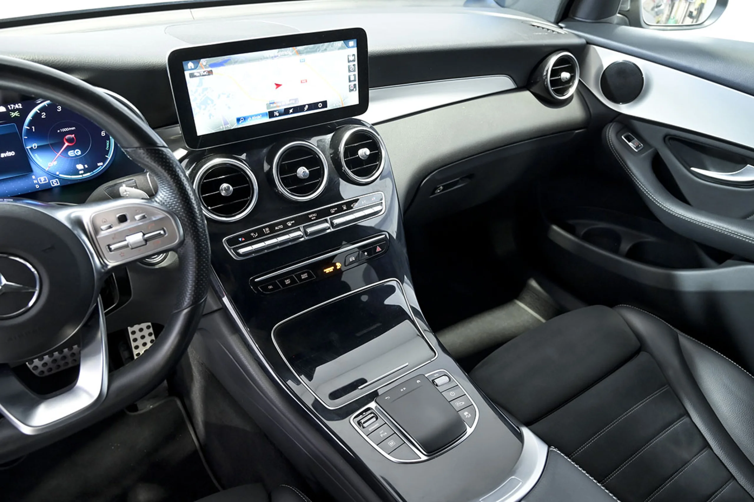 Mercedes-Benz GLC 300 MERCEDES-BENZ GLC GLC 300 de 4MATIC - Foto 30