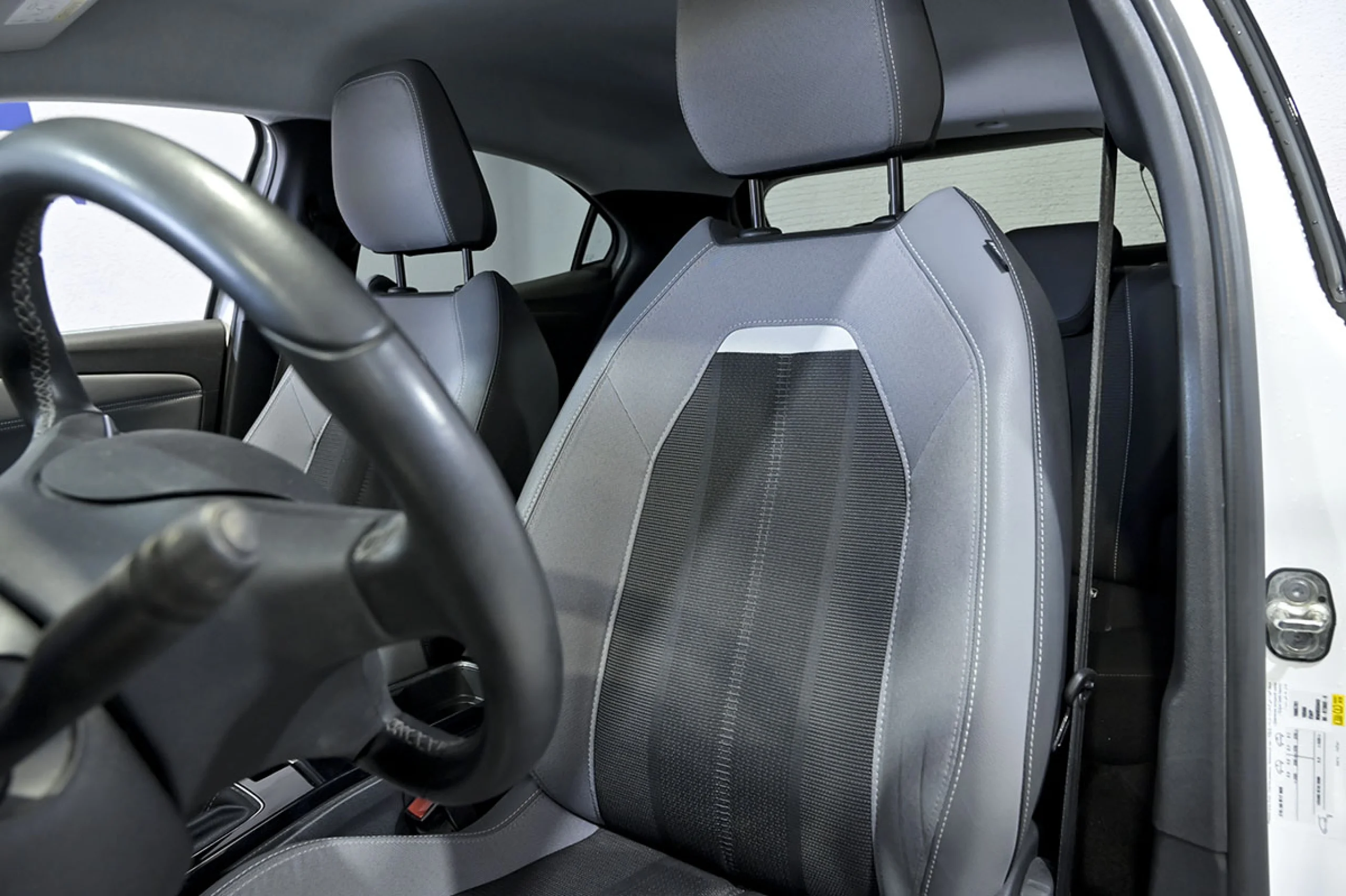 Opel Mokka 1.5 D Business Elegance - Foto 9