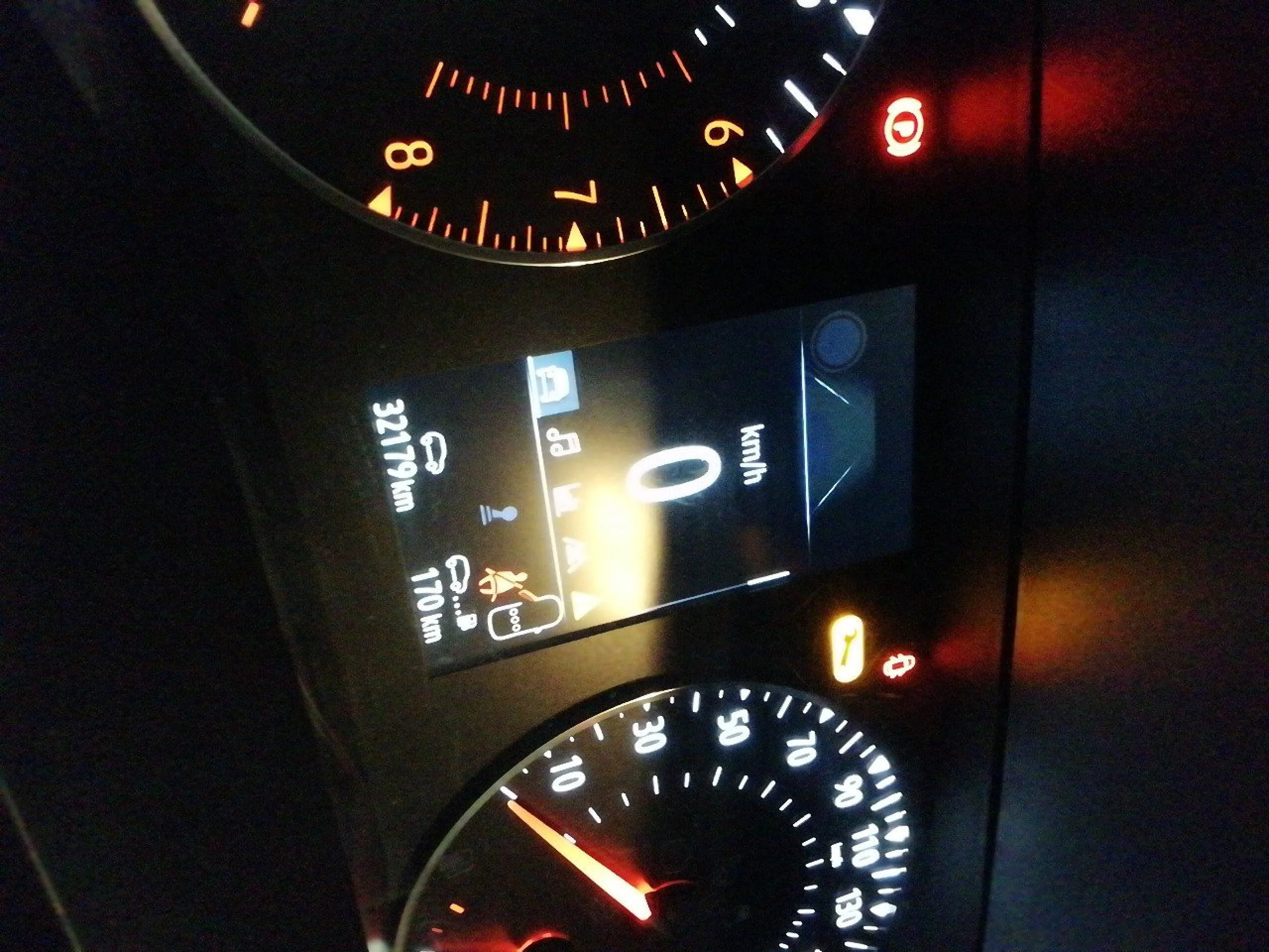 Renault Captur Intens TCe 140CV GPF Micro Híbrido - Foto 8