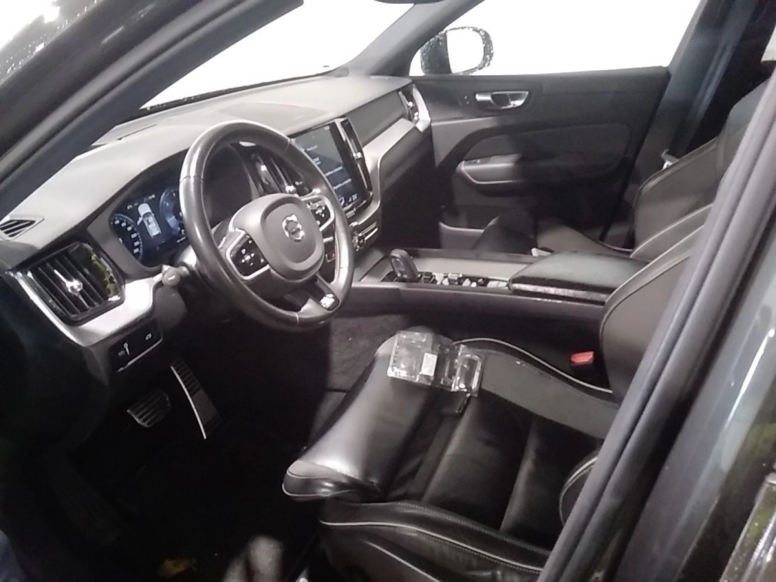 Volvo XC 60 XC60 2.0 B5 D AWD R-Design Auto - Foto 7