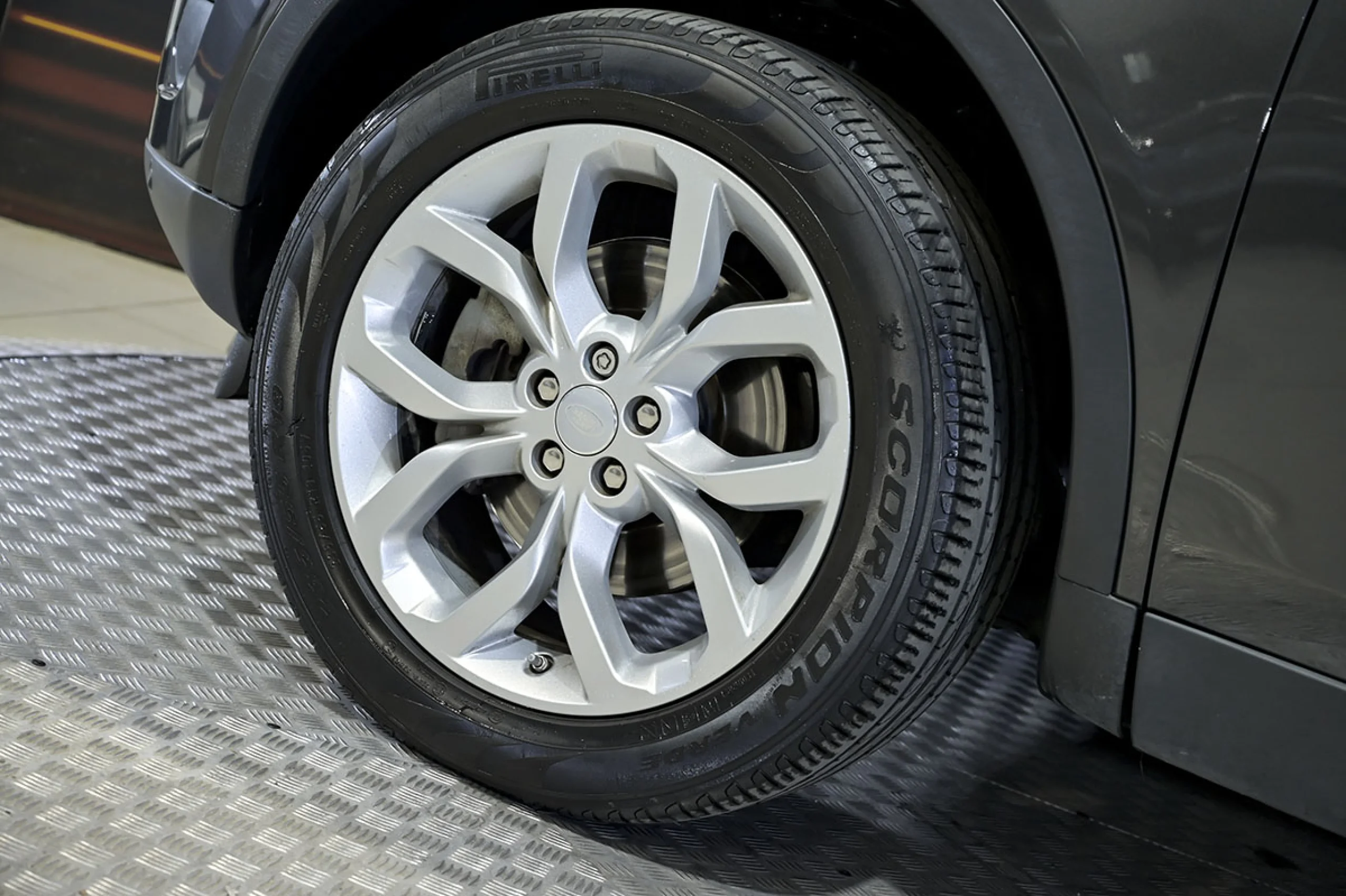 Land Rover Discovery Sport LAND-ROVER Discovery Sport 2.0L TD4 132kW 180CV 4x4 HSE - Foto 13