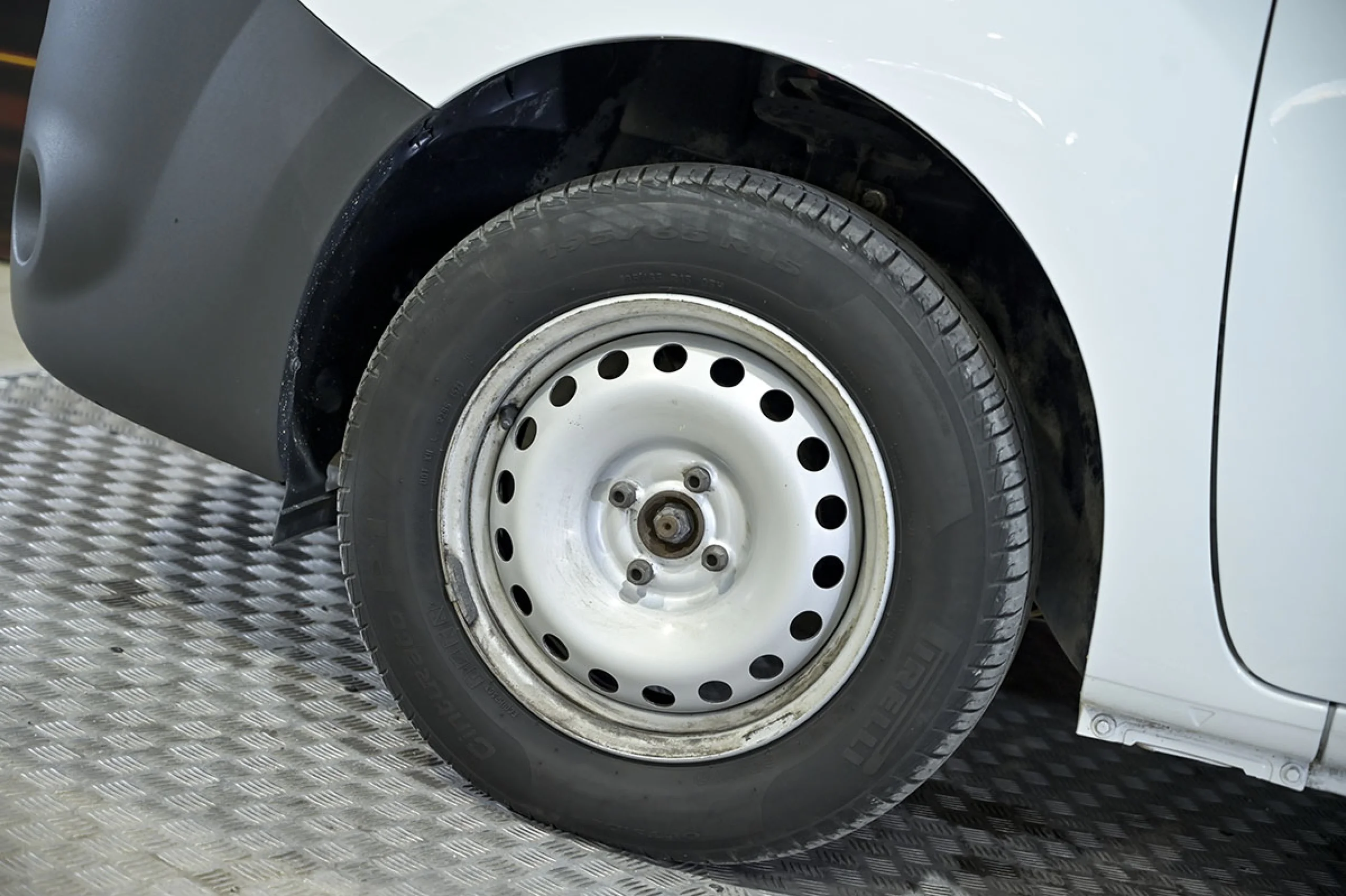 Renault Kangoo Furgón Compact dCi 55 kW 75 CV - Foto 14