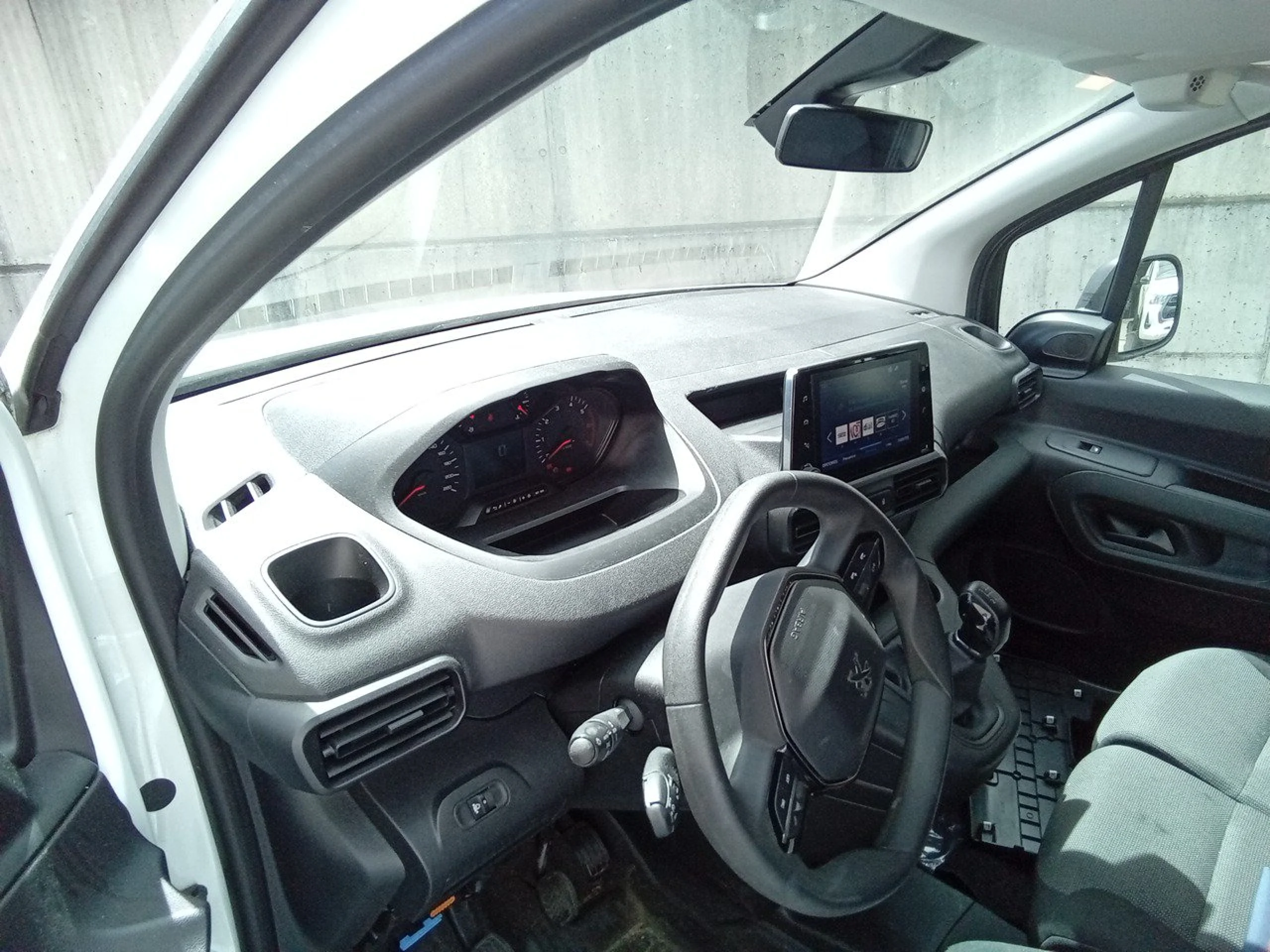 Peugeot Partner Premium Standard 600kg BlueHDi 73kW - Foto 7