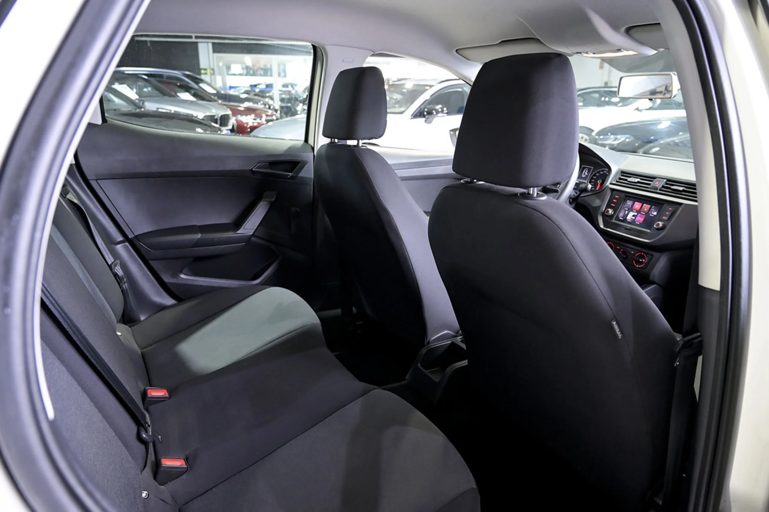 Seat Ibiza 1.6 TDI 70kW 95CV Reference - Foto 15