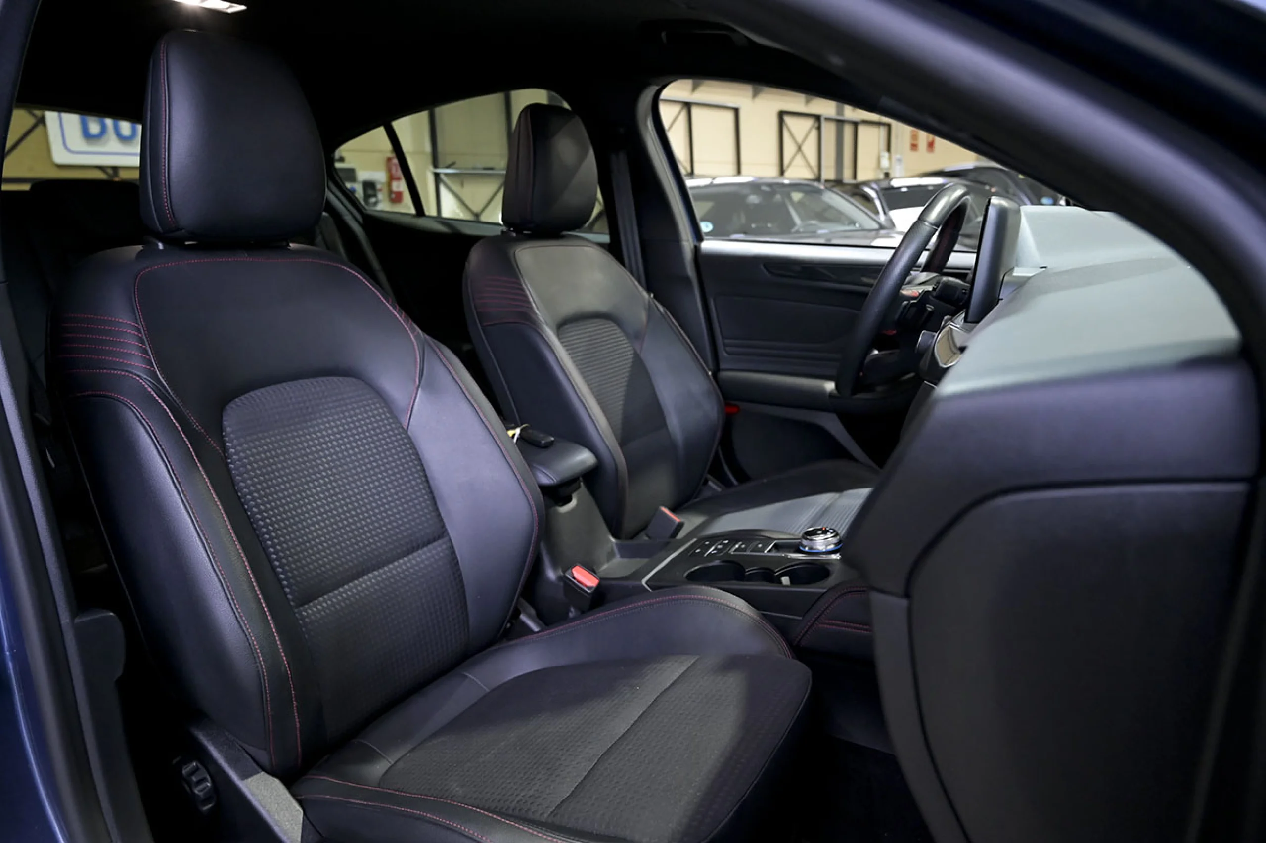 Ford Focus 2.0 Ecoblue 110kW STLine - Foto 30