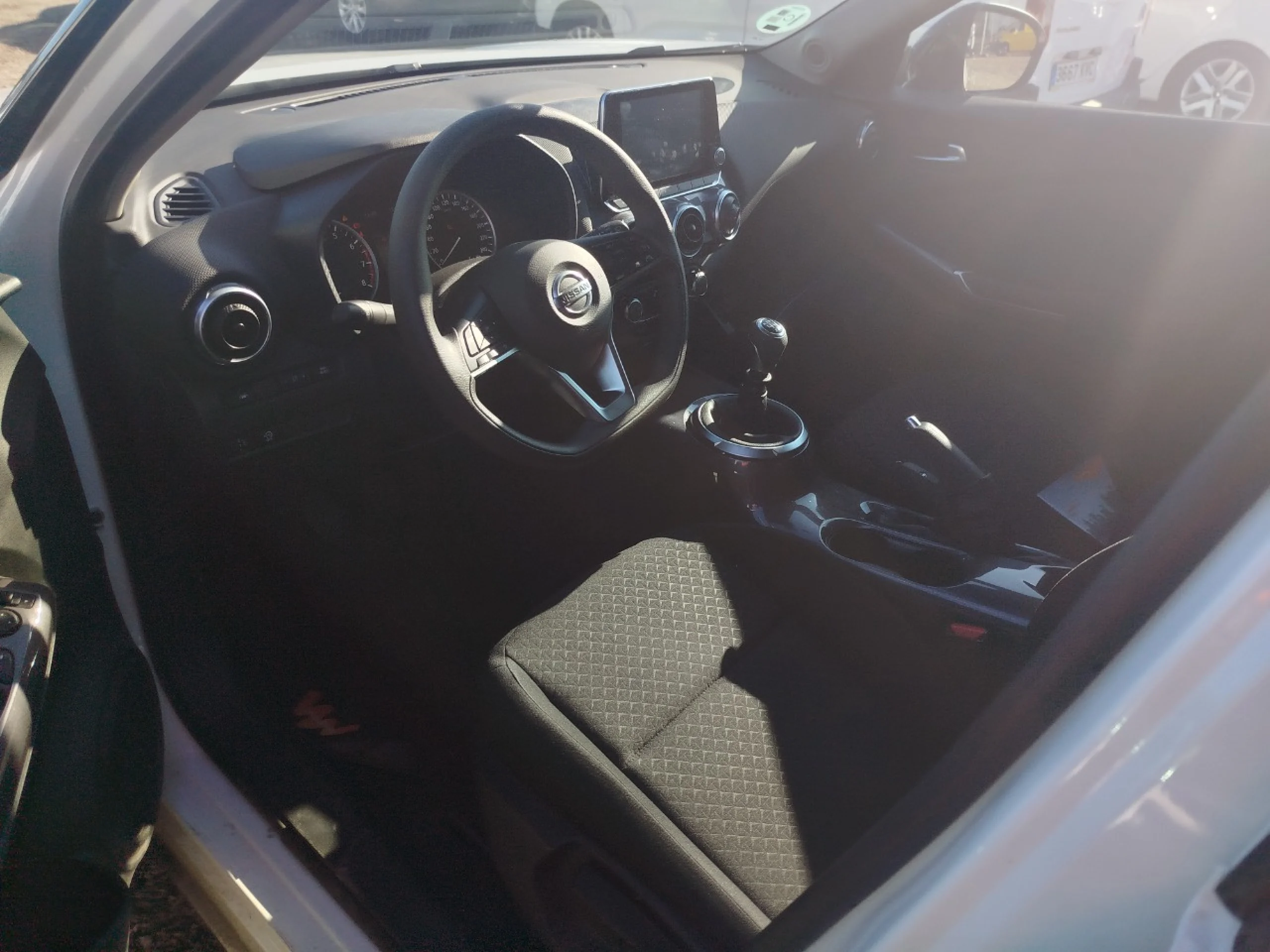 Nissan Juke DIG-T 84 kW (114 CV) 6M/T Acenta - Foto 7