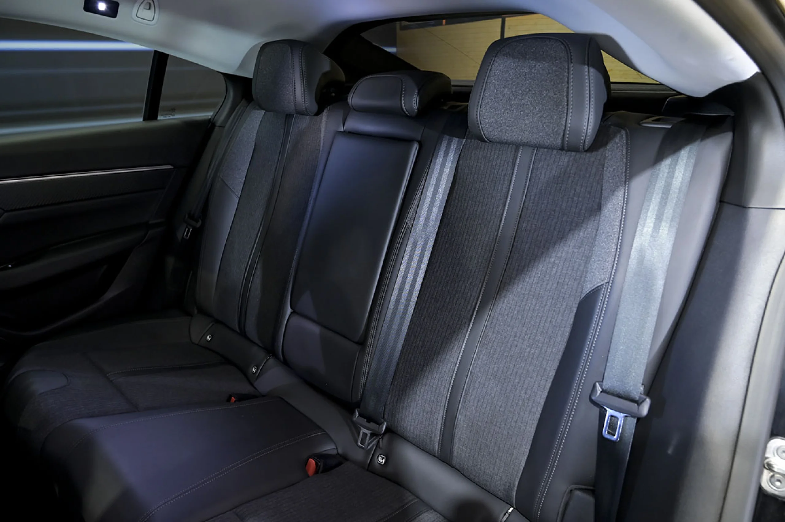 Peugeot 508 5P Allure Pack BlueHDi 130 SS EAT8 - Foto 16