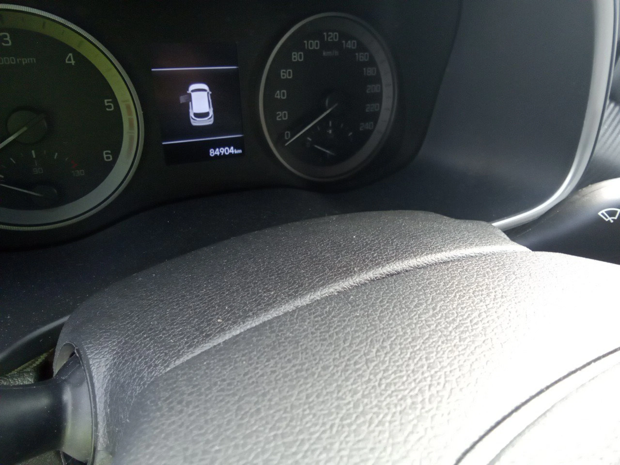 Hyundai Tucson 1.6 CRDI 85kW (116CV) 48V SLE 4X2 - Foto 8