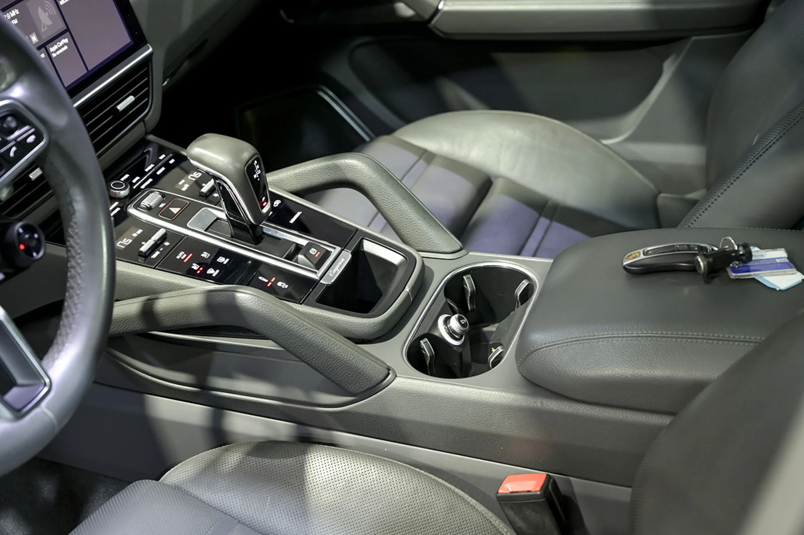 Porsche Cayenne EHybrid - Foto 33